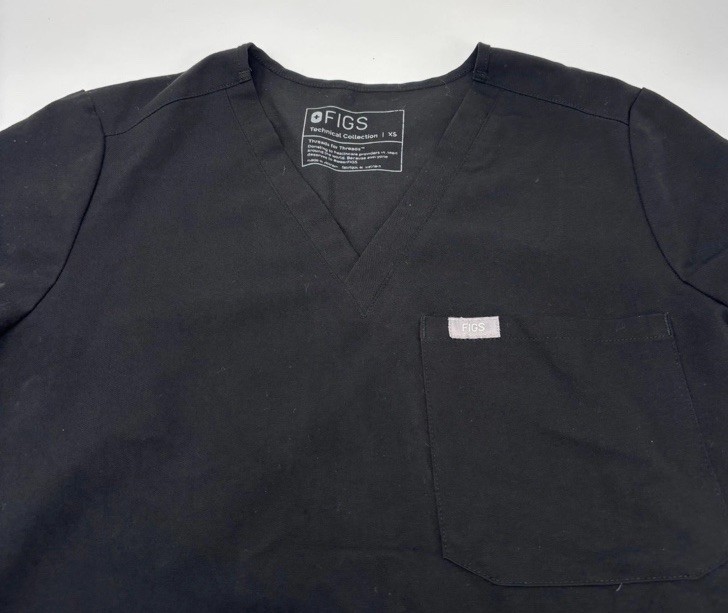FIGS 2 pocket Womens XS Solid Black Short Sleeve Scrubs Top