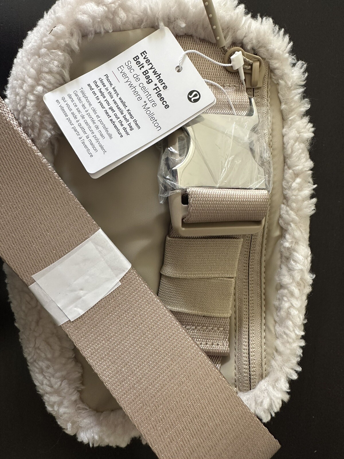Sealed- Lululemon Everywhere Fleece Belt Bag Natural Light Ivory Trench Fur