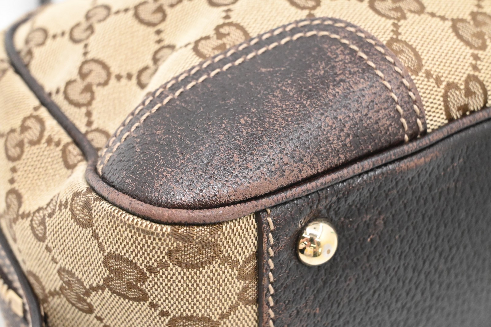 Authentic Gucci GG Canvas Princy Handbag 161720