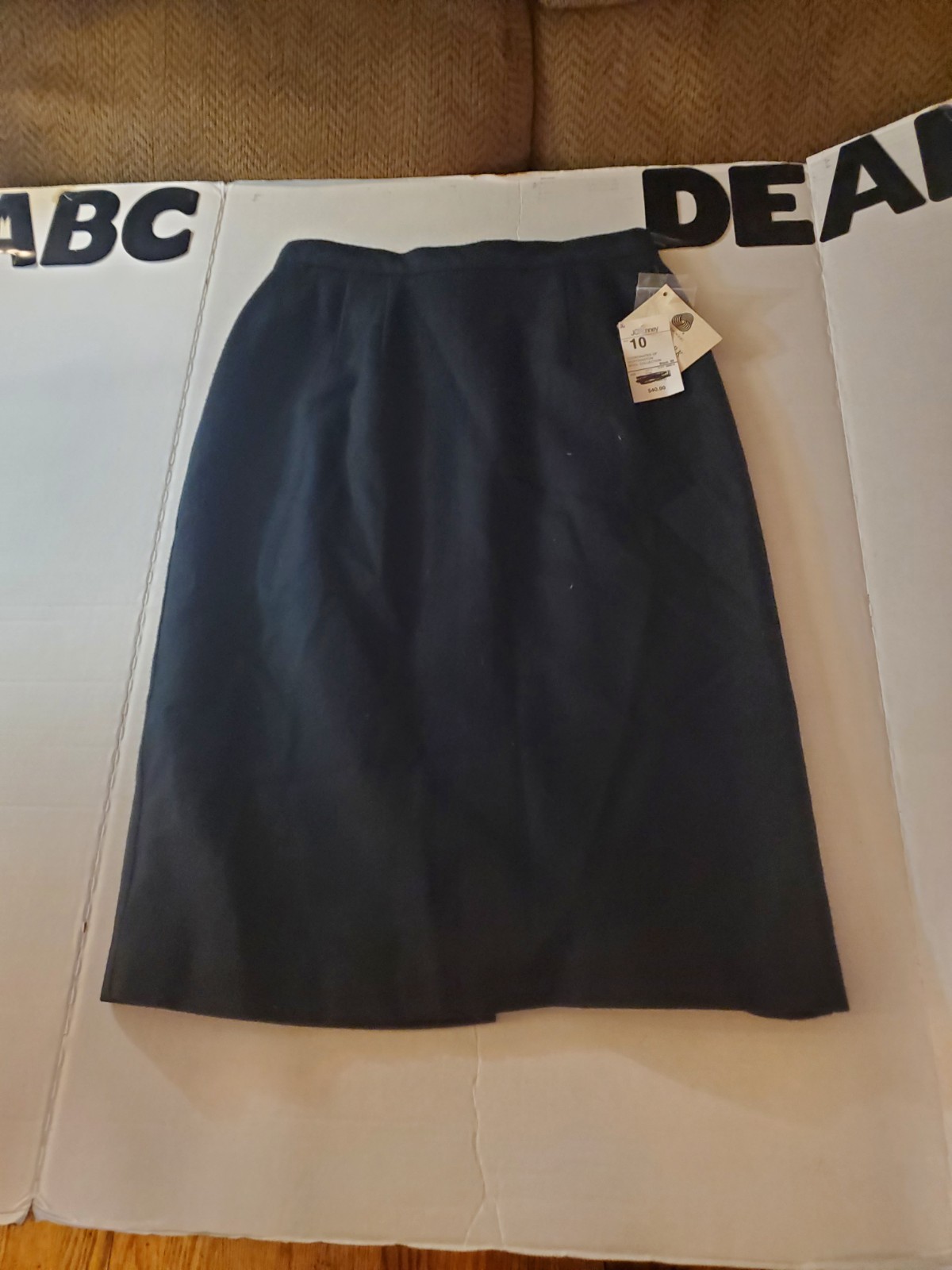 NEW Worthington Skirt Womens Size 10 Black 100% Wool Zip Close Lined Pleated