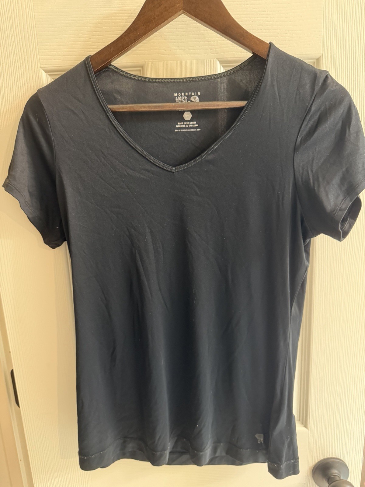 Mountain Hardwear Women’s S Gray V-Neck Short Sleeve Stretch Polyester Knit Tee