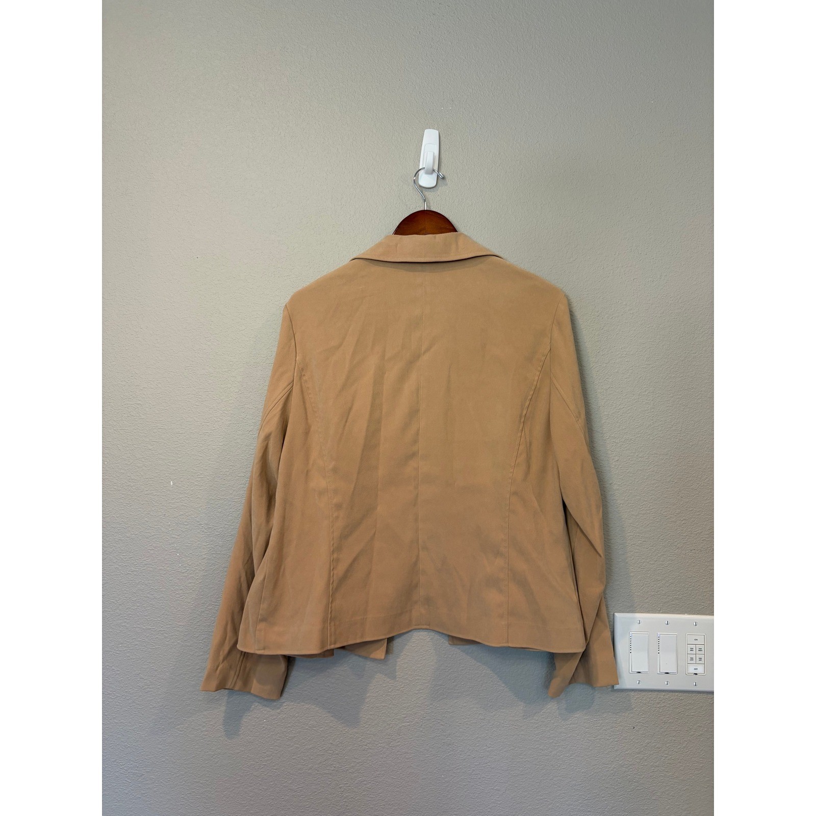 Vintage Requirements Tan Blazer Jacket Women XL Beige Lightweight Corporate Chic