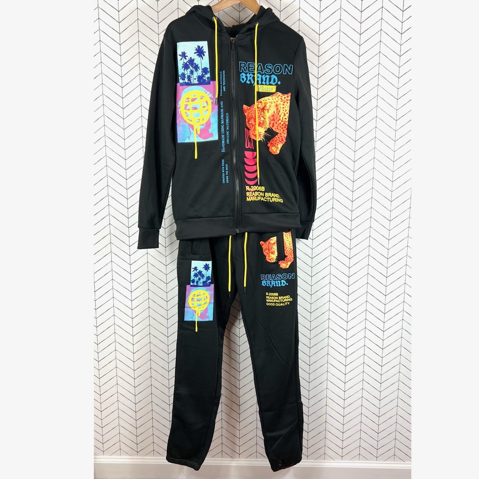 Reason Brand 2 Piece Track Set Size Small Black Fleece Sweatshirt Pants