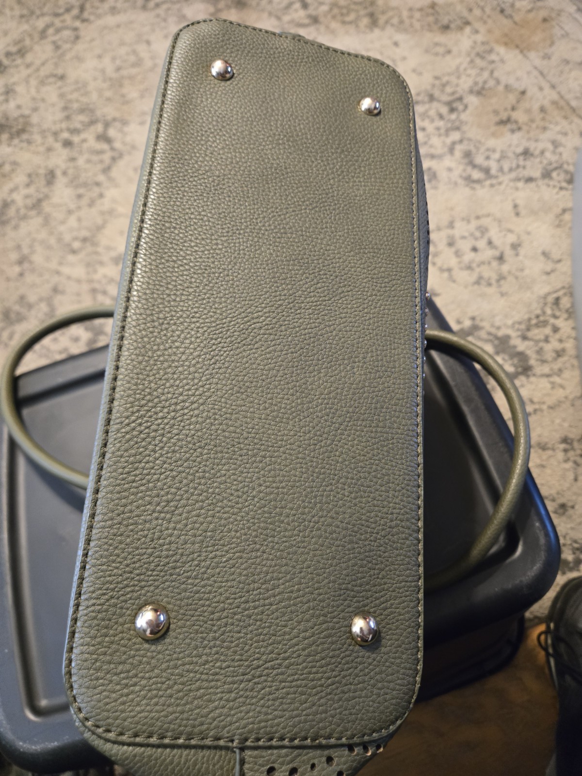 GUESS Green Satchel Top Handle Zip Magnetic Silver Hardware