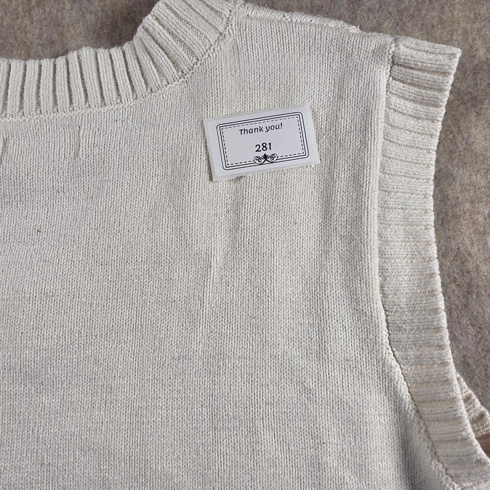 Hollister Cream White Cable Knit Sweater Vest V-Neck Sleeveless Pullover Mens M