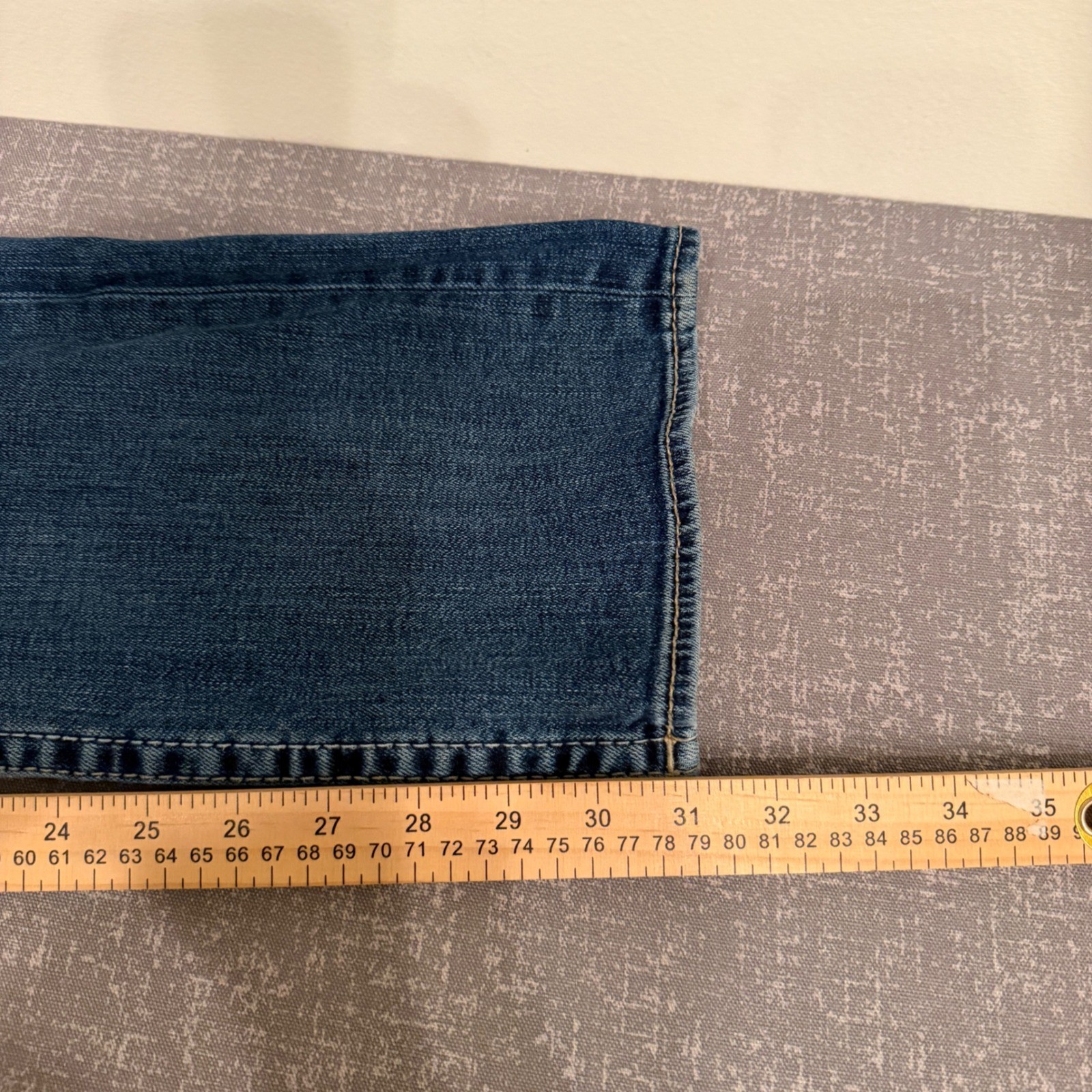 BKE Aiden Mens Straight Leg Jeans 28×32 Medium Wash Blue Denim Stretch