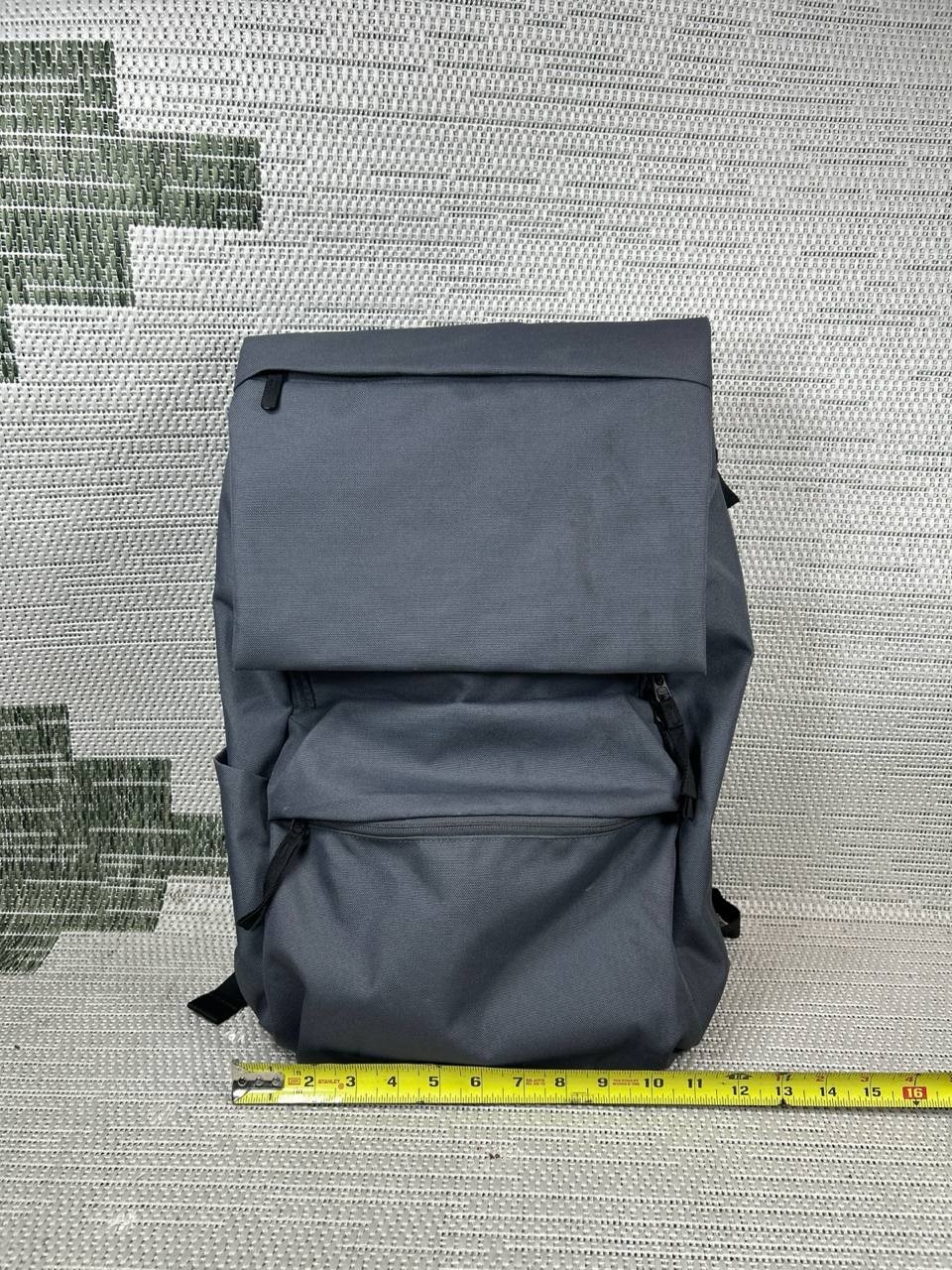 Everlane Backpack The ReNew Transit Charcoal Laptop Sleeve Adjustable Shoulder
