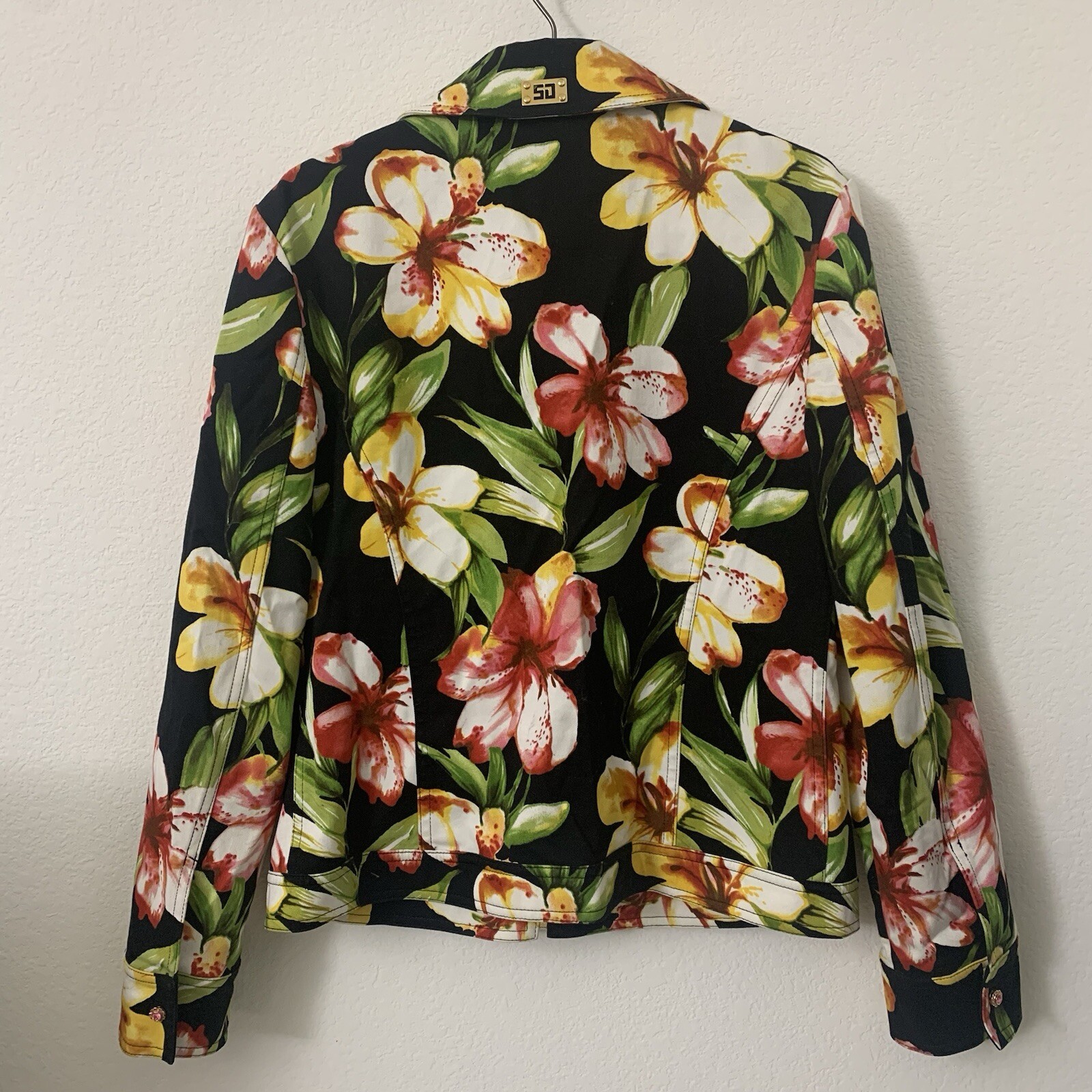 Rare St. John By Marie Gray Women’s Denim Jacket Small Black Floral Pink Jewels