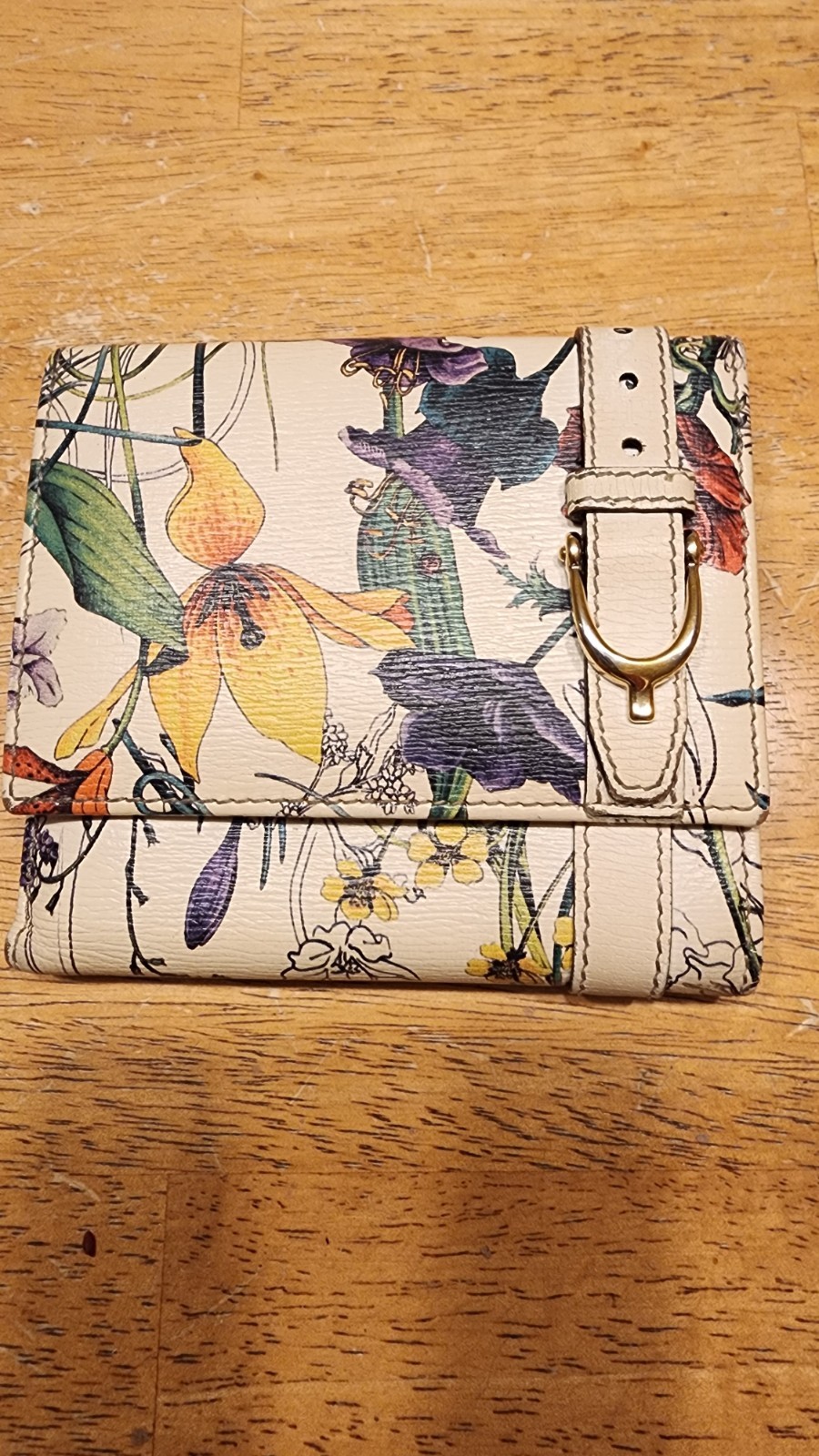 Gucci Flora French Wrap Leather Compact Wallet Floral Pattern