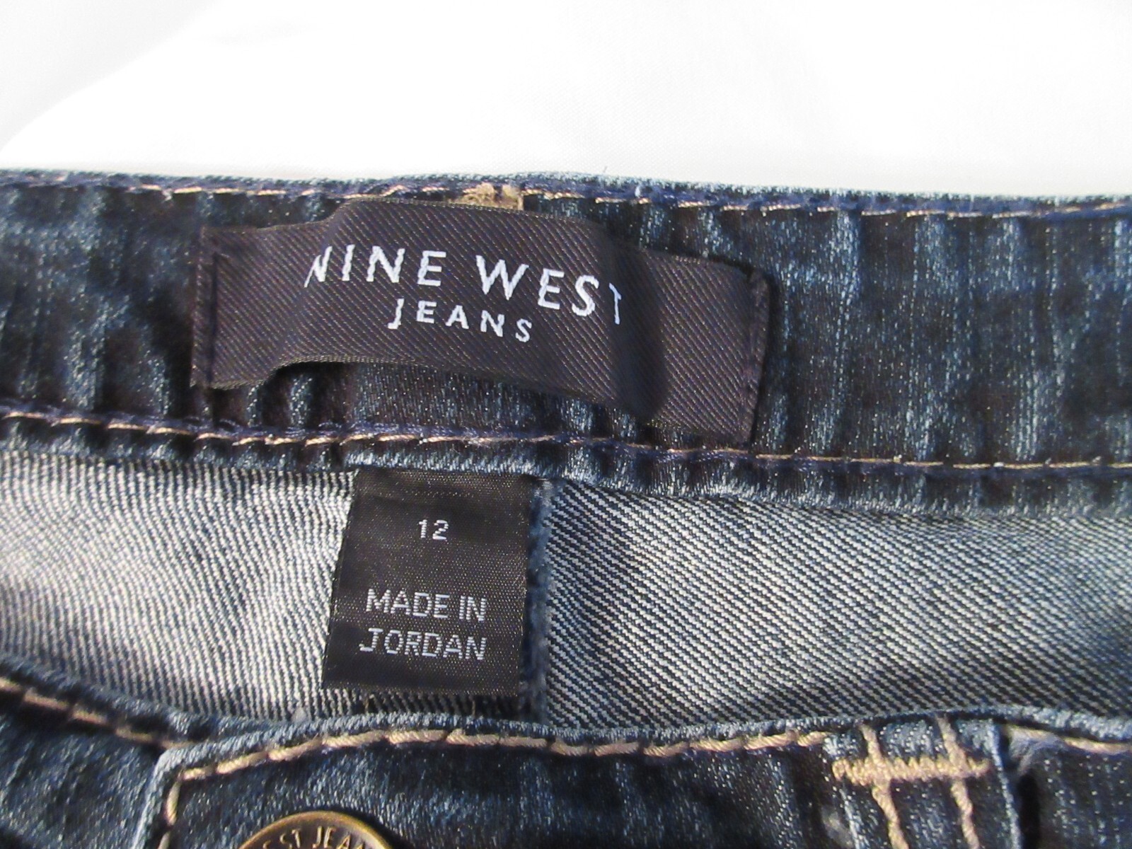 Nine West Date Night Capri Jeans Size 12 Ankle Zip Mid Rise W-33 R-10 L-23 1/2