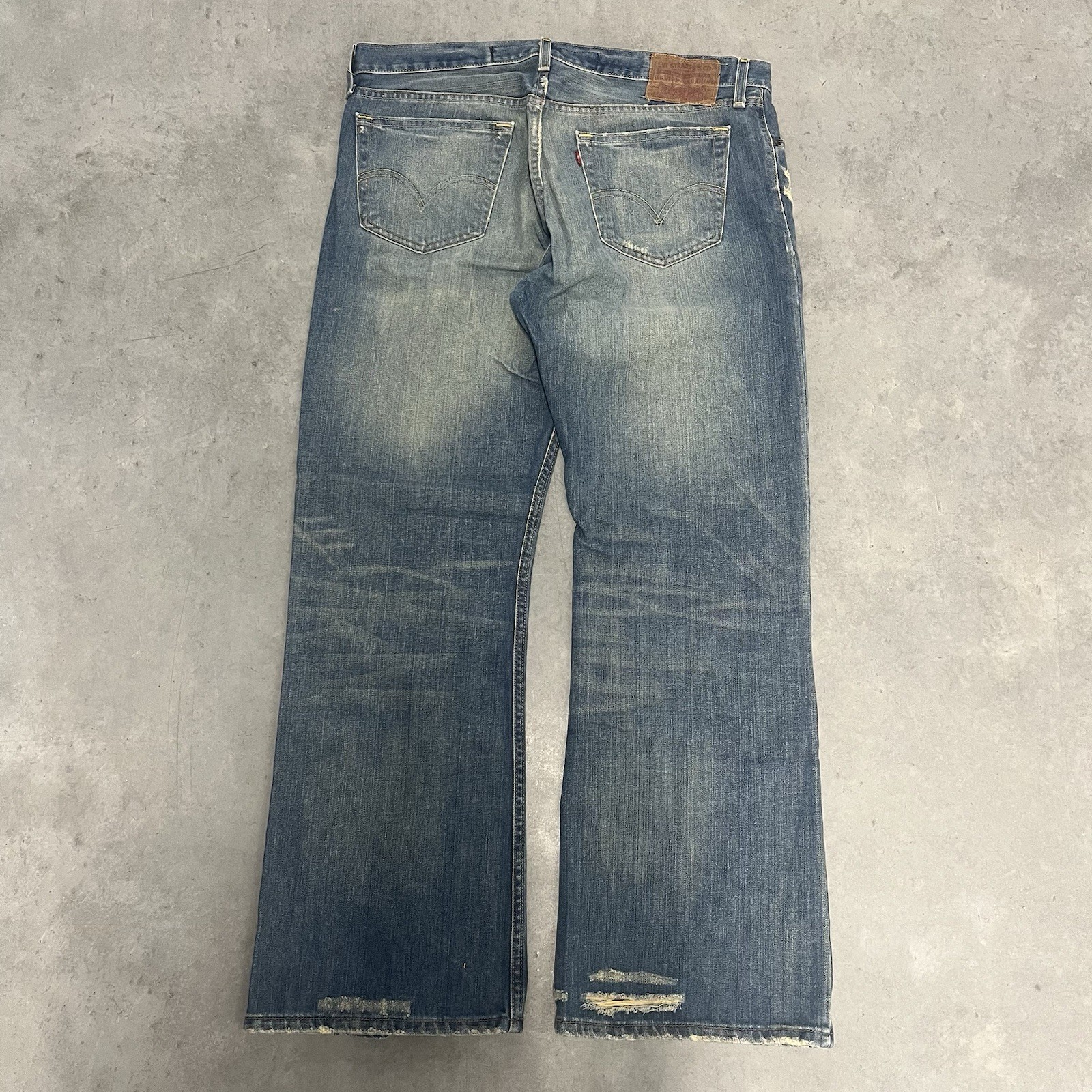 Vintage Y2K 2006 Levi’s 527 Men’s Flared Distressed Bootcut Jeans Size 36×30