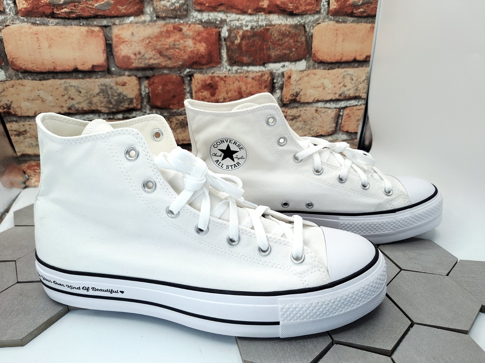 Converse CTAS Hi 1.5in Platform Lift OX White Black Men’s Sz 11 Canvas Sneakers