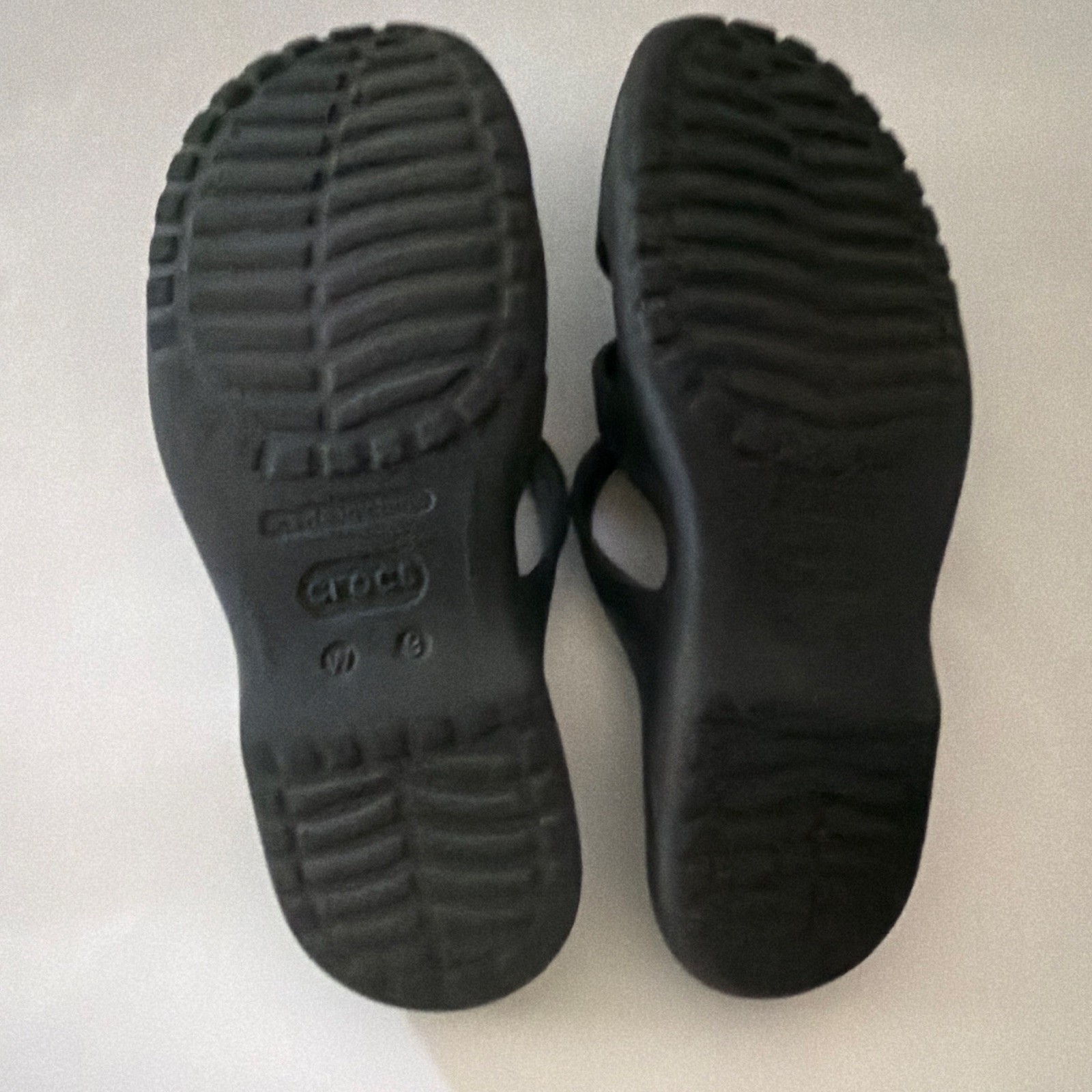 Crocs Women’s Black Slide Sandals Slip-On Croslite Resin Logo US 9