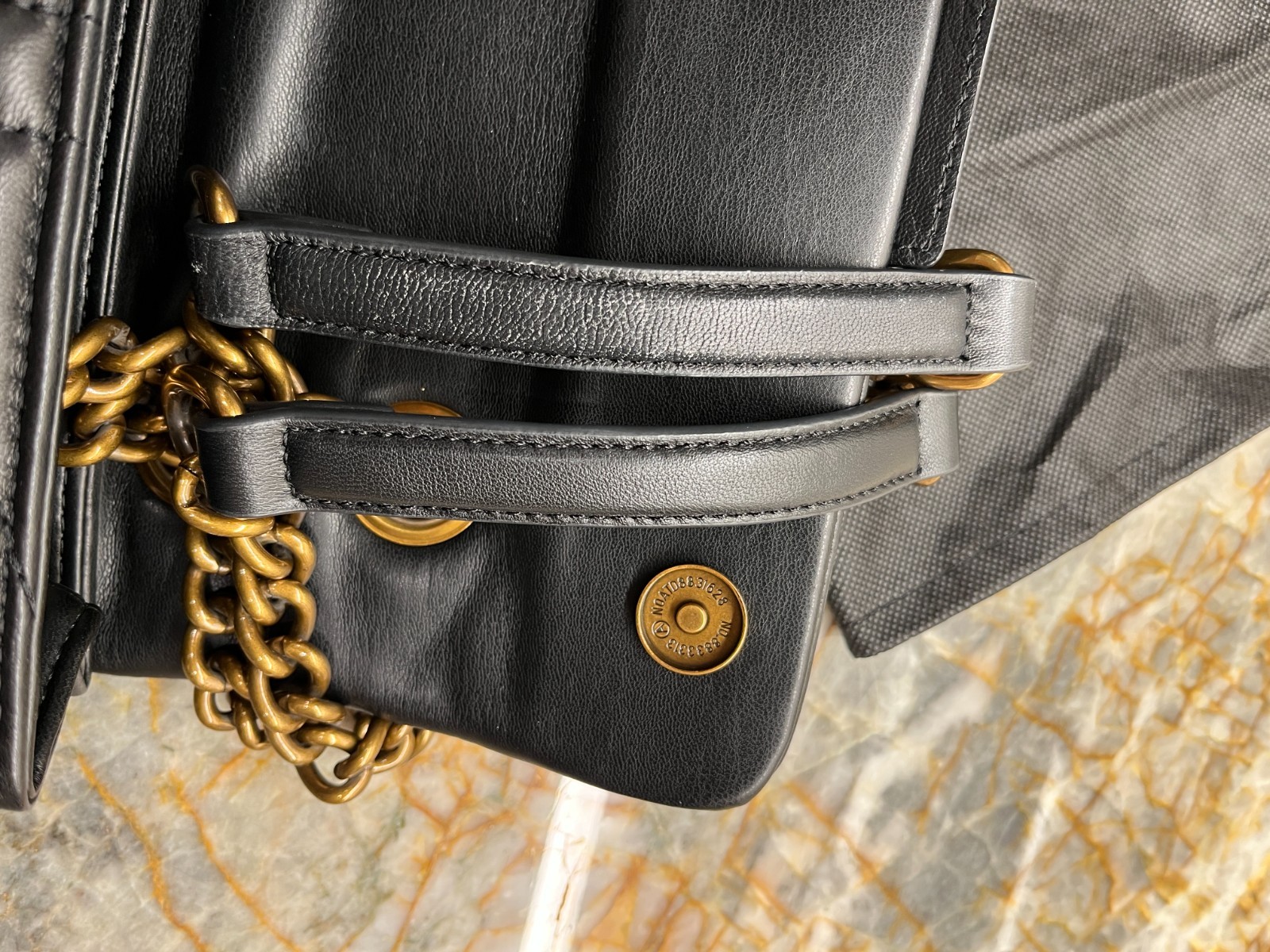 kurt geiger preowned black leather quilted kensington two way handbag/ crossbody