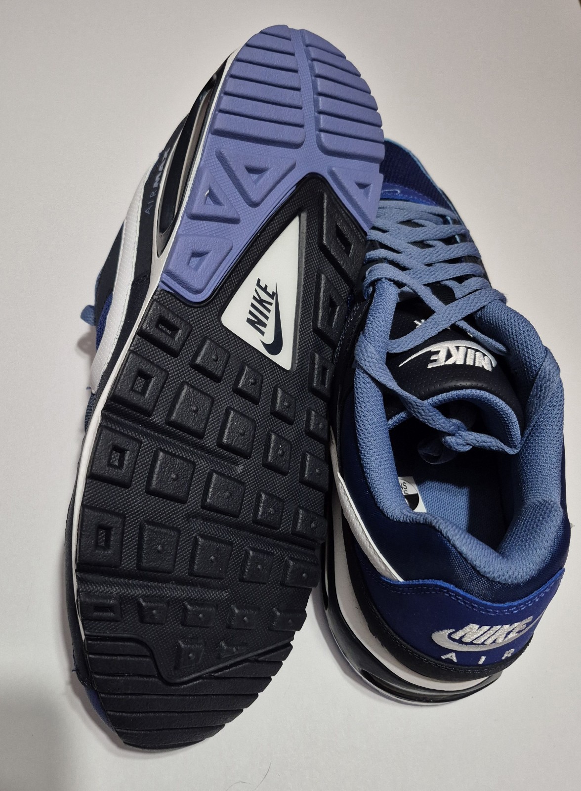 Multisize Nike Men’s Air Max Command 629993 410 Obsidian/Deep Royal Size 9.5