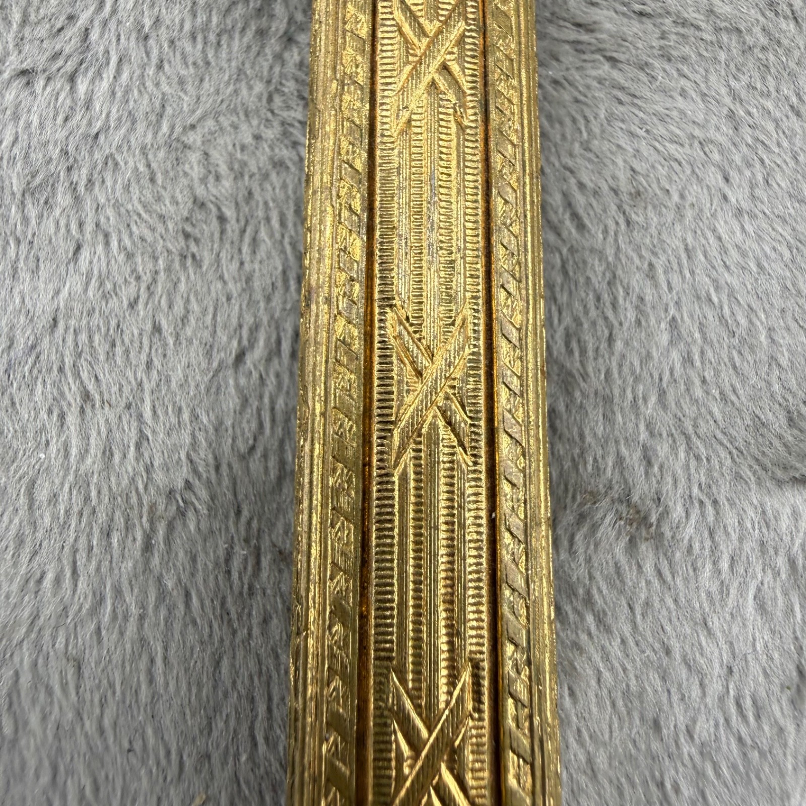 Vintage Vanity Item Gold Tone