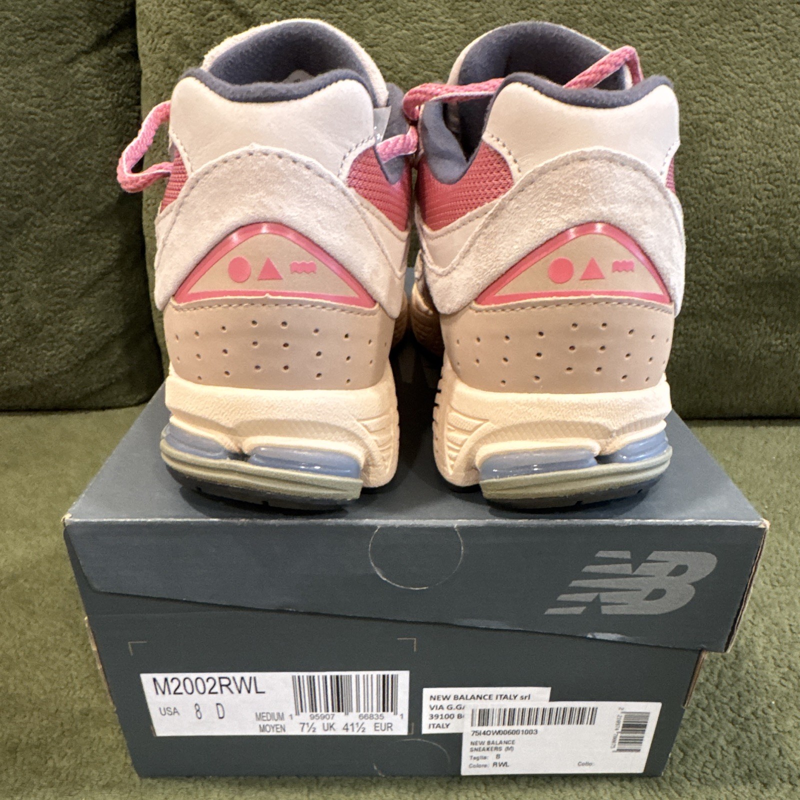 New Balance 2002R Hiking Pack Low Top Suede Sneakers Beige Pink Purple