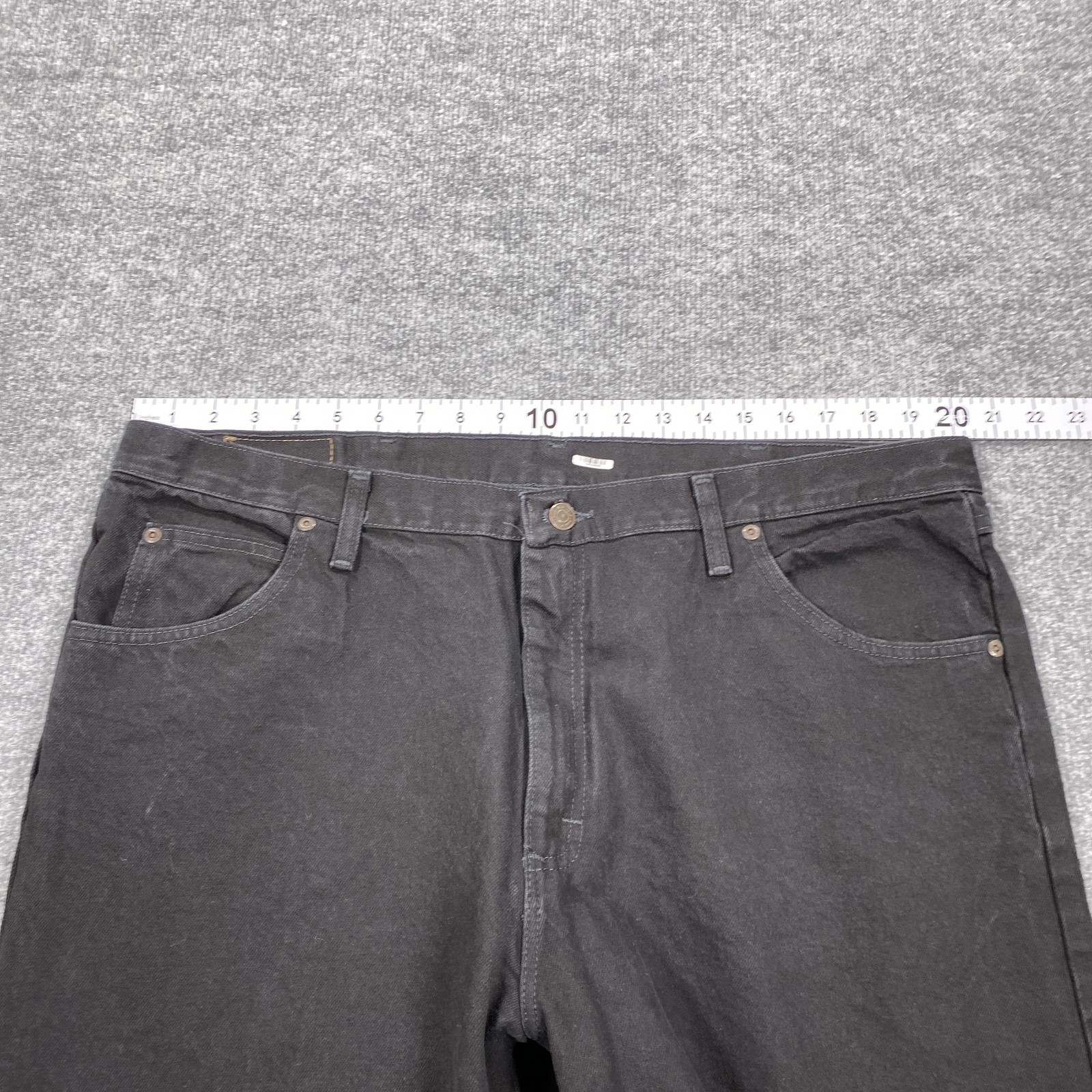 Wrangler Jeans Mens 40×30 Black Relaxed Straight Leg Denim Charcoal Wash