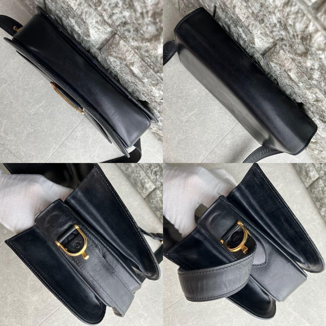 CELINE Horse Carriage Crossbody Shoulder Bag Black Leather Gold Hardware Vintage