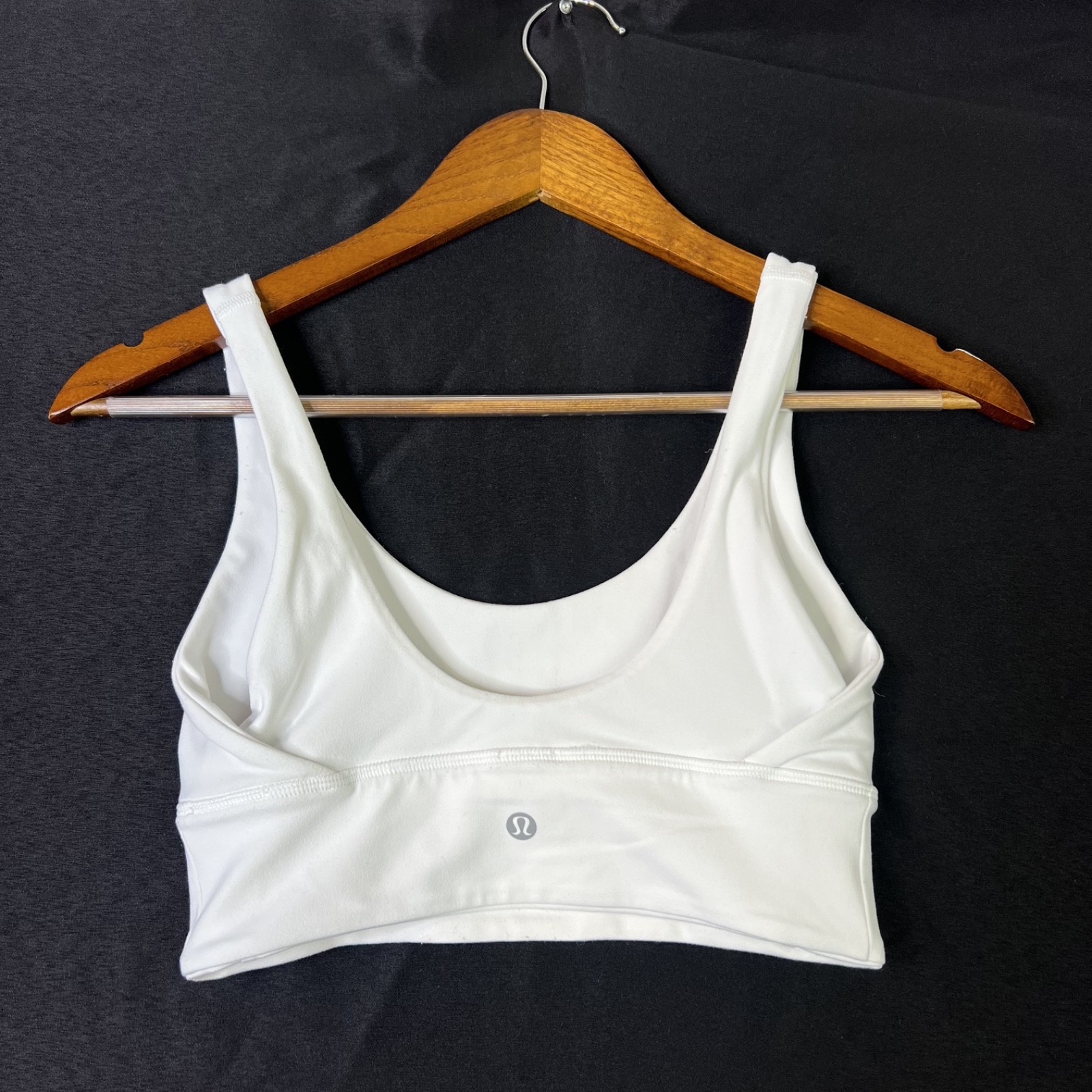Lululemon Align V-Neck Bra *Light Support Sports Running White A/B Cup Size 4