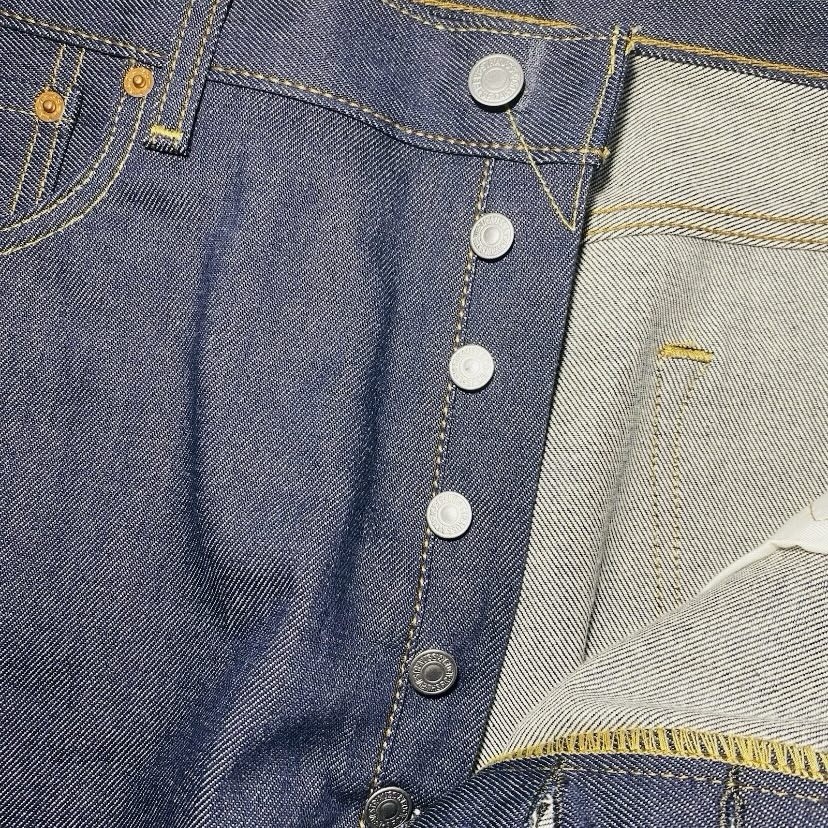 NWT Levi’s 501 Men’s Original Shrink To Fit Button Fly Dark Wash Jeans 38×32