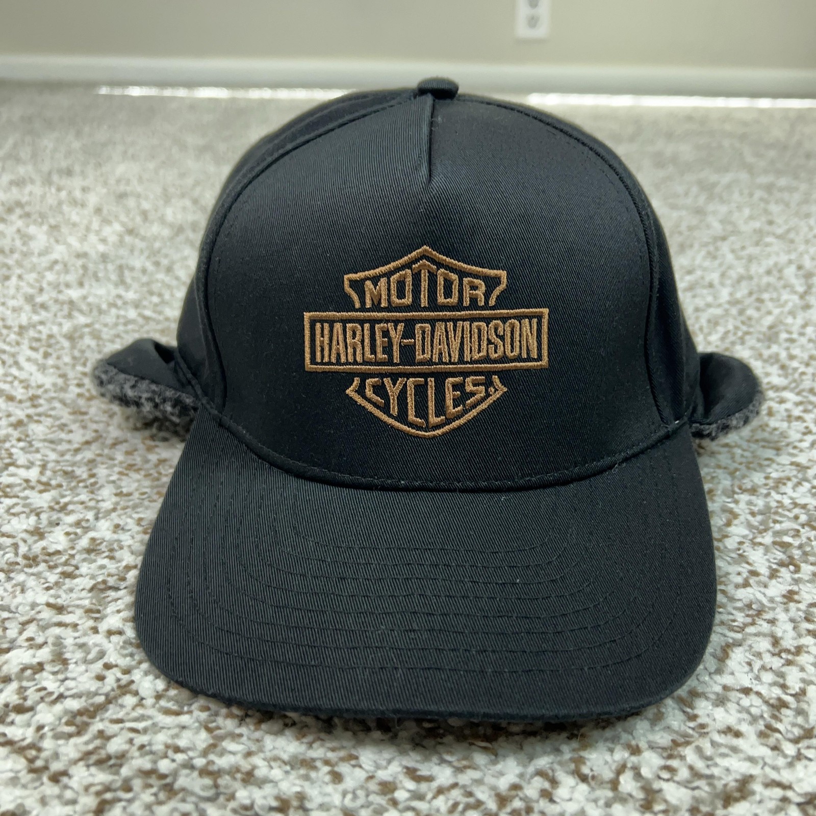 Harley Davidson Mens Hat Cap Medium Black Ear Flap Winter Warm Motorcycle Logo