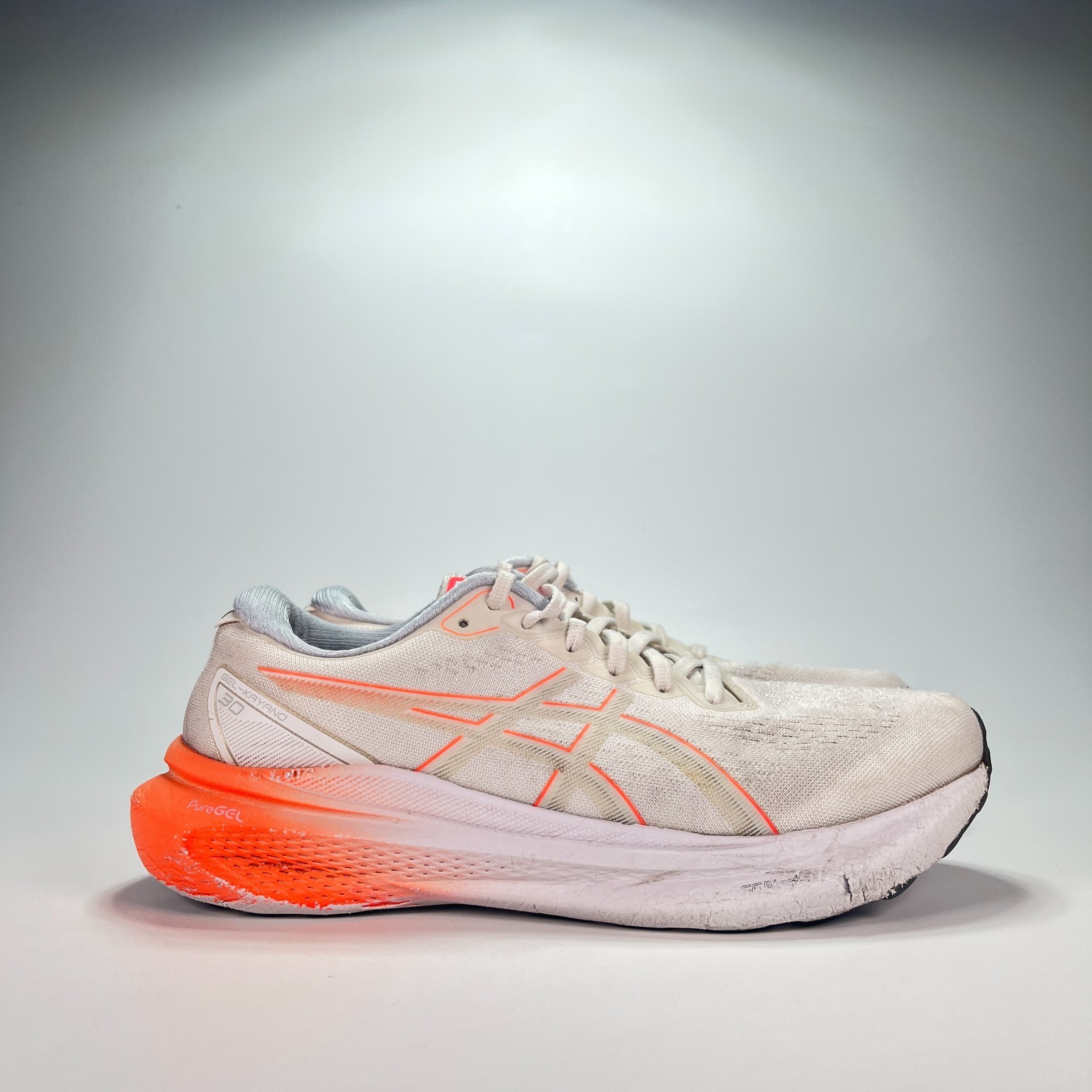 ASICS Gel-Kayano 30 White Orange Athletic Running Shoes 1012B357 Womens Size 9.5