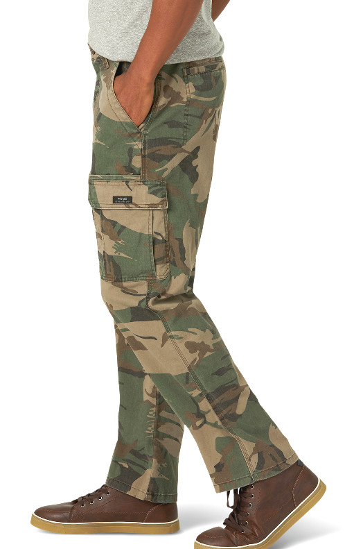 Men’s Wrangler Camo Cargo Pants w/ Stretch Relaxed Fit Tech Pocket CHOOSE SIZE