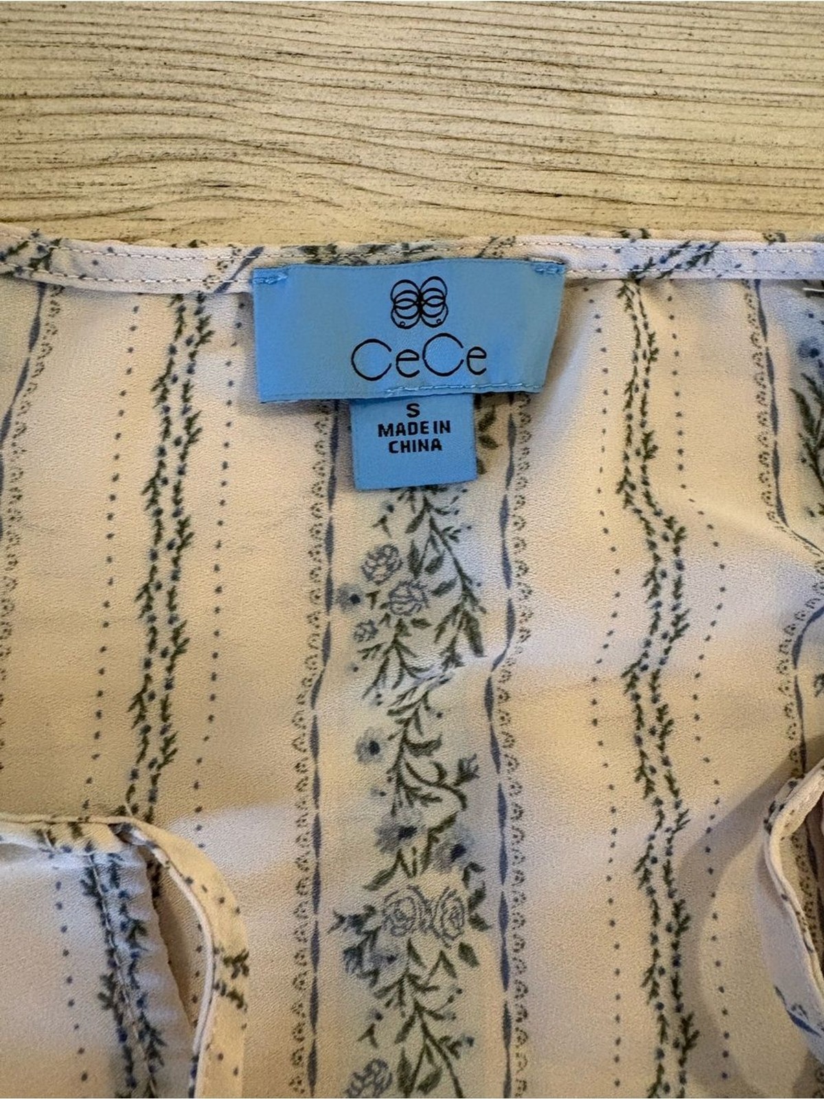 CeCe Cream Floral Tunic Puff Sleeve Tie Front Cottagecore | Size Small
