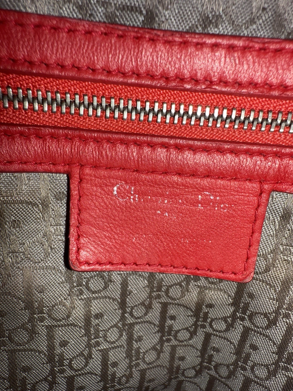 CHRISTIAN DIOR Lady Dior Cannage Medium Red