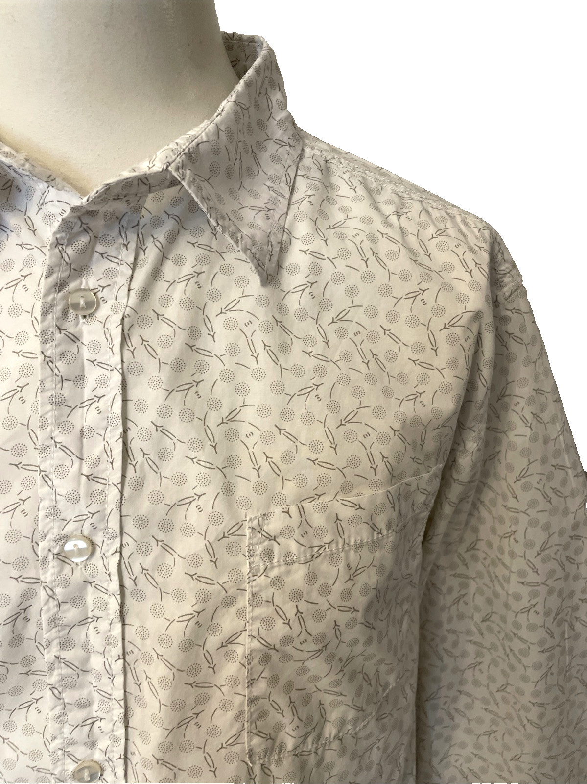 Animal Floral Shirt White Mix Cotton, Long Sleeved, Pre-Loved Shirt – Size XXL