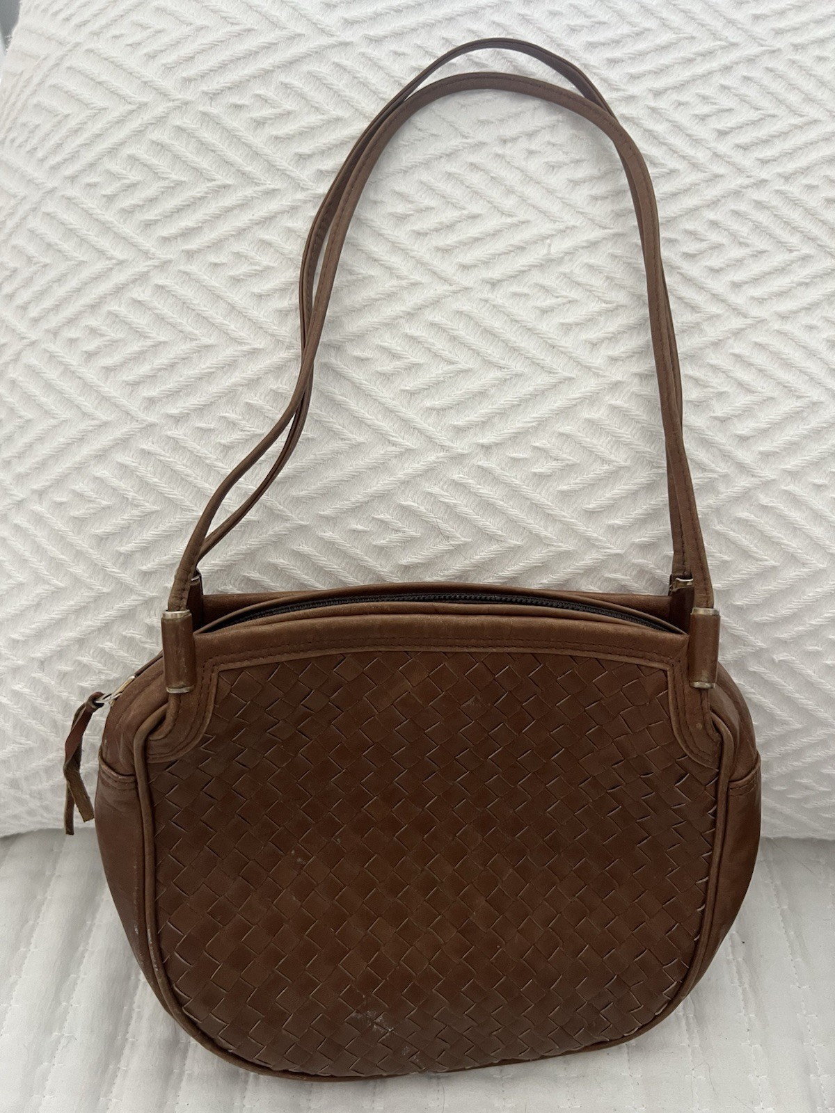 Classic Vintage Bag Tightly Woven Basketweave Leather Brown/Cognac Hue Purse