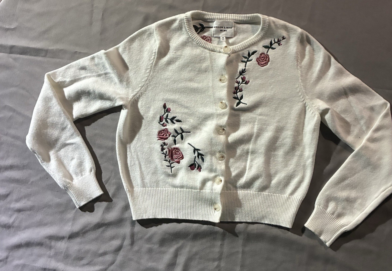 Willow & Wind Women’s White Crew Neck Knit Cardigan Button-Front Floral M