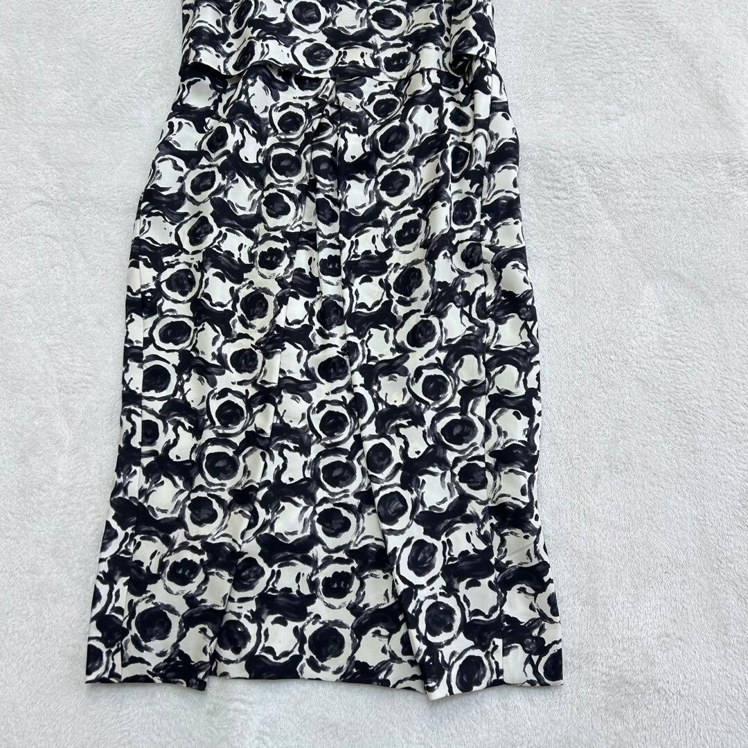 Max Mara Geometric Silk Sheath Dress Black White Sleeveless Lined Auth