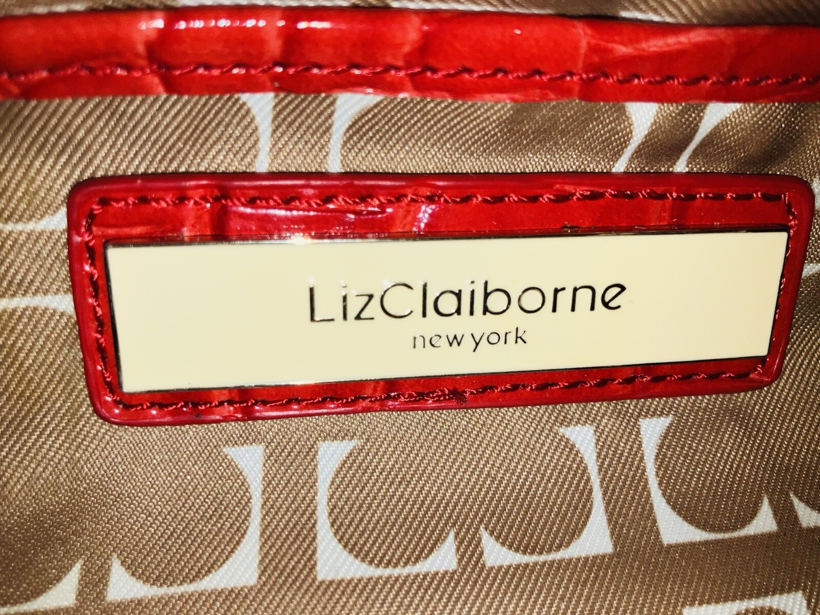 LIZ CLAIBORNE Burgundy Dark Red Faux Leather Gator Crocodile Handbag Purse Tote