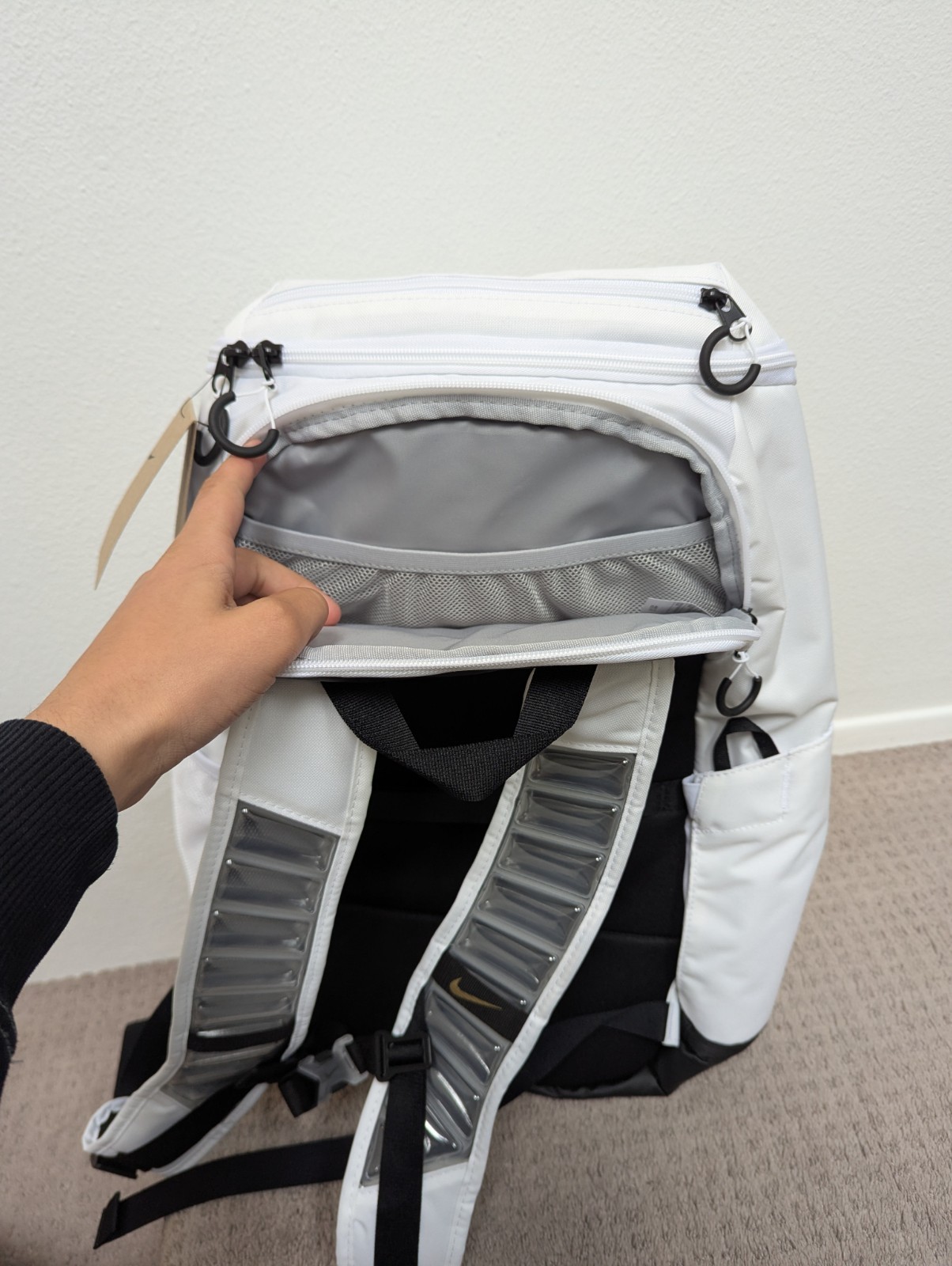 Nike Varsity Elite Backpack (32L), White, NEW WITH TAGS