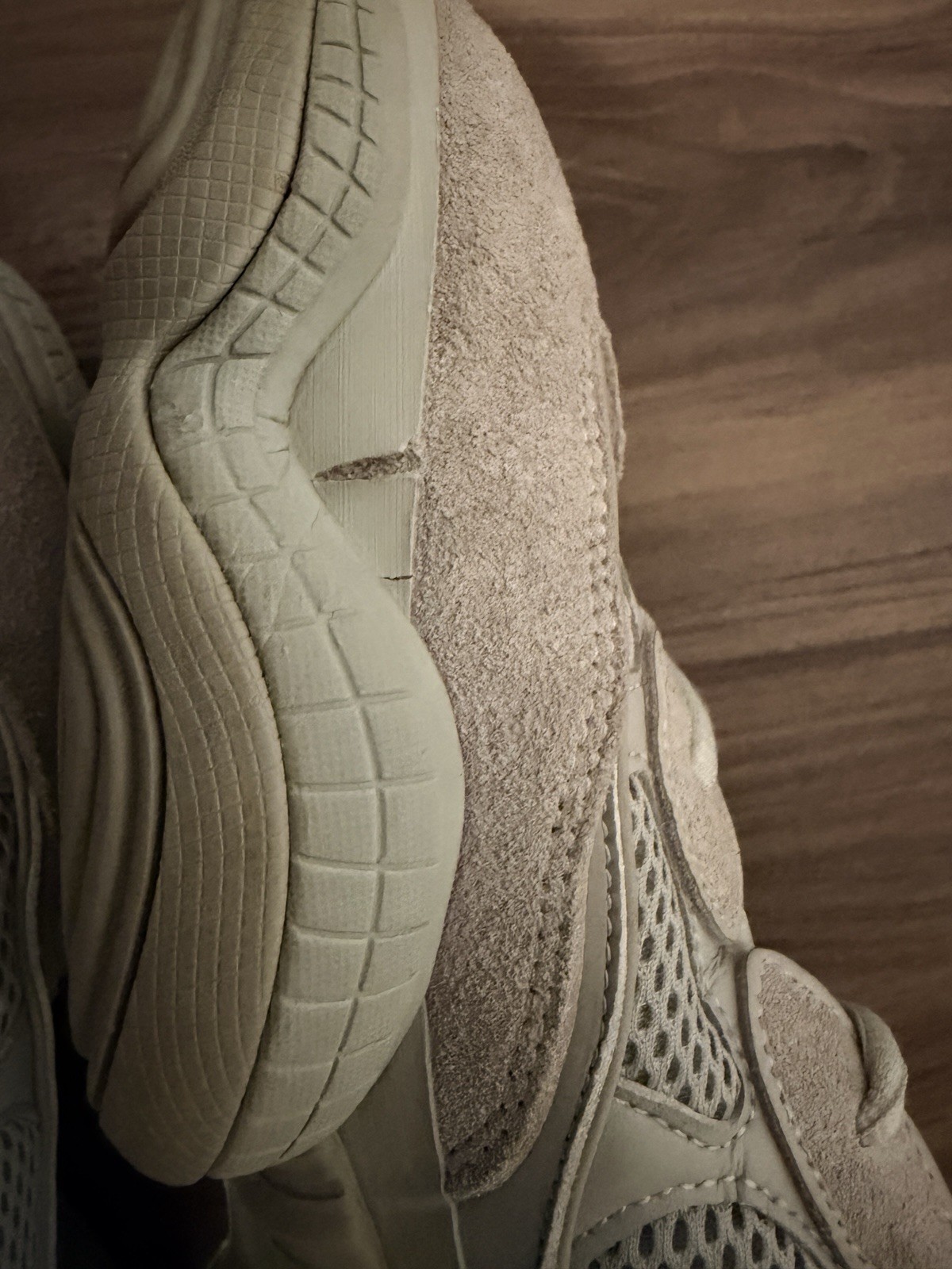 Adidas Yeezy 500 – Blush. Men’s Size 11