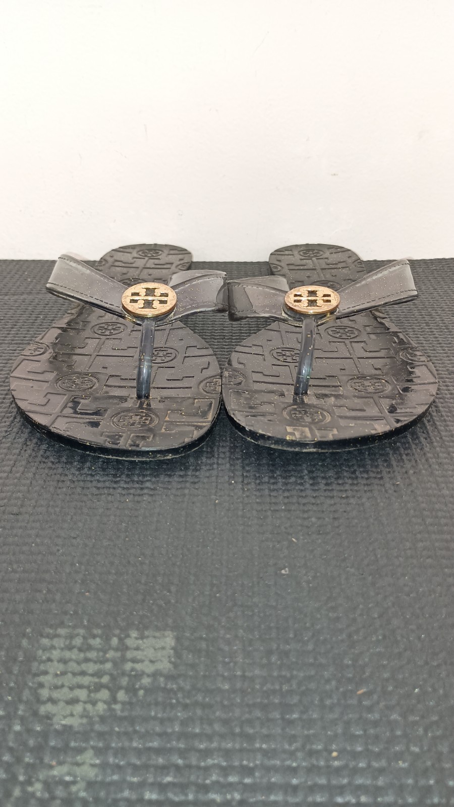 Tory Burch Jelly Sparkle Flip Flops Fit Like 9 Measurements In Pictures