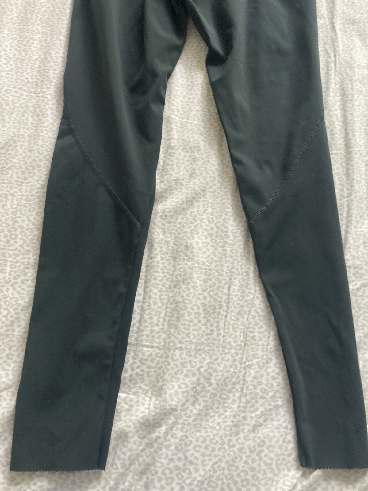Oysho Bra High Waist Leggings Size M Gym Workout Forest Green Sun Protection