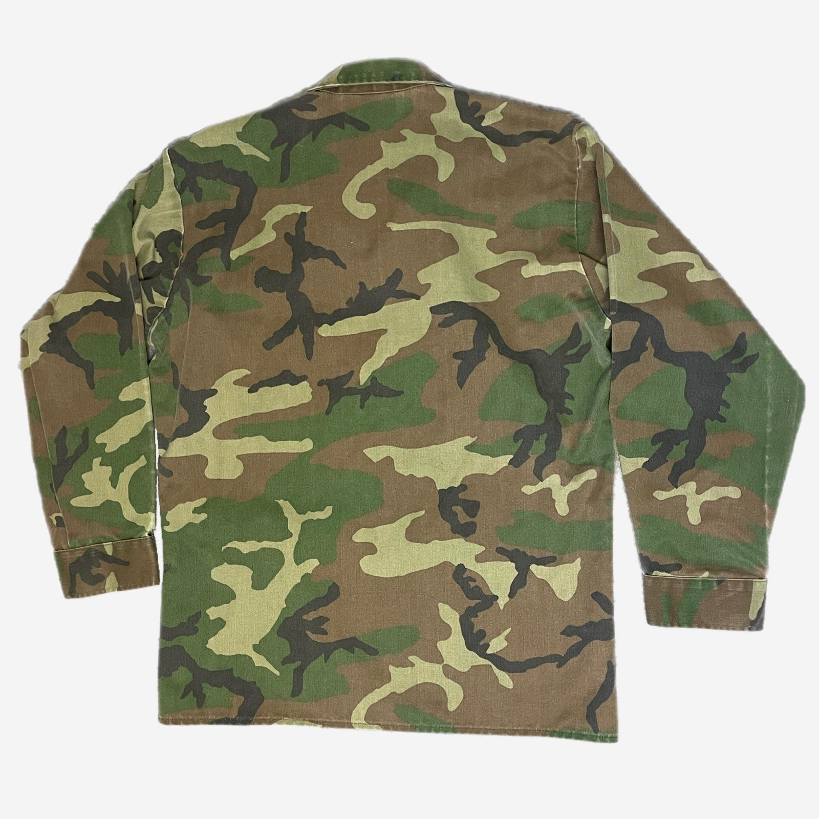 Vintage 90s Buck Apparel Camo button down jacket distressed unisex streetwear L