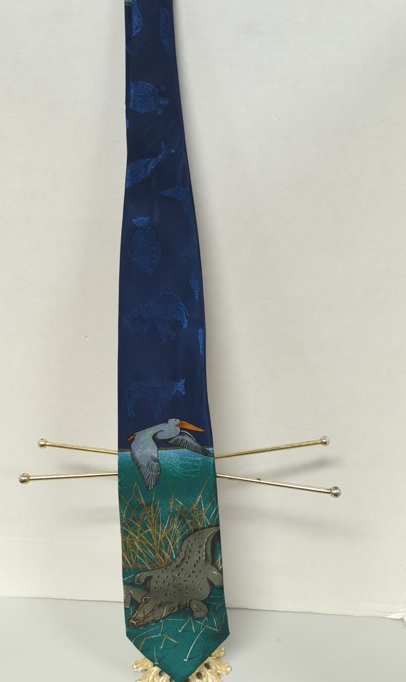 Unique Lost Kingdom 3 3/4 in. Wide Men’s Tie In gorgeous colors.
