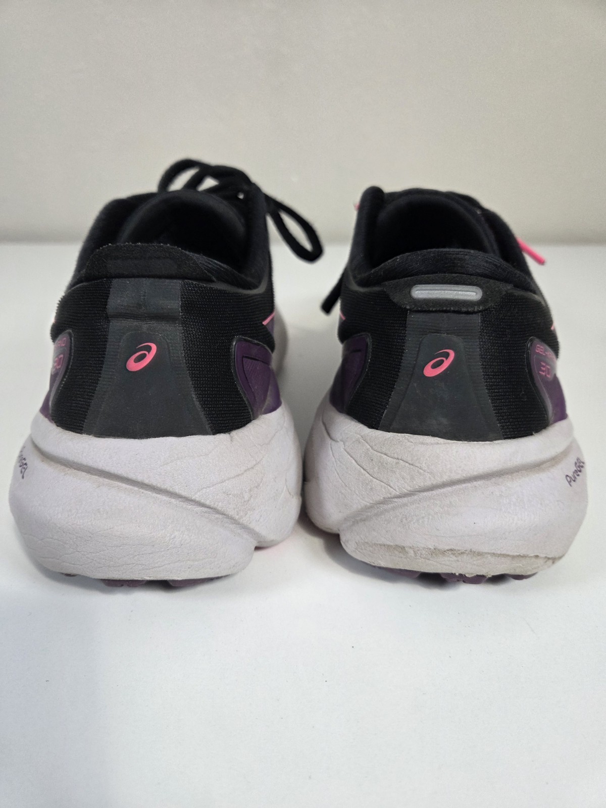 Women’s Asics Gel-Kayano 30 Black/Lilac Hint Running Shoes Sneakers – Size 9.5