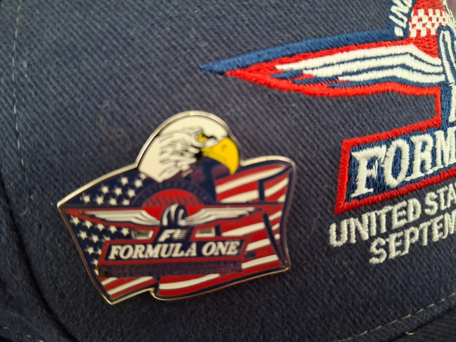 2000 Formula One Inaugural US Grand Prix Indianapolis Hat Cap + 3 Pins F1 Rare