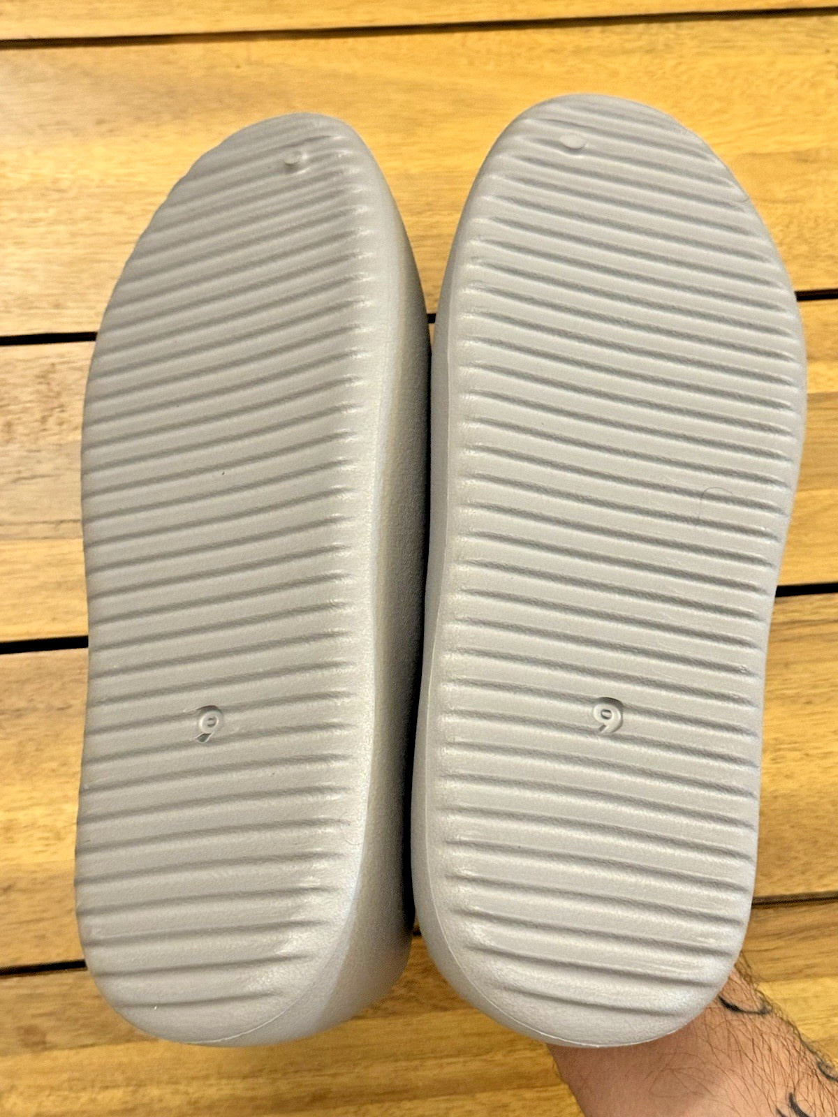 BRAND NEW – Ye Kanye West Yeezy Slippers YZY SL-01 Black SLPRS Men’s Size 9