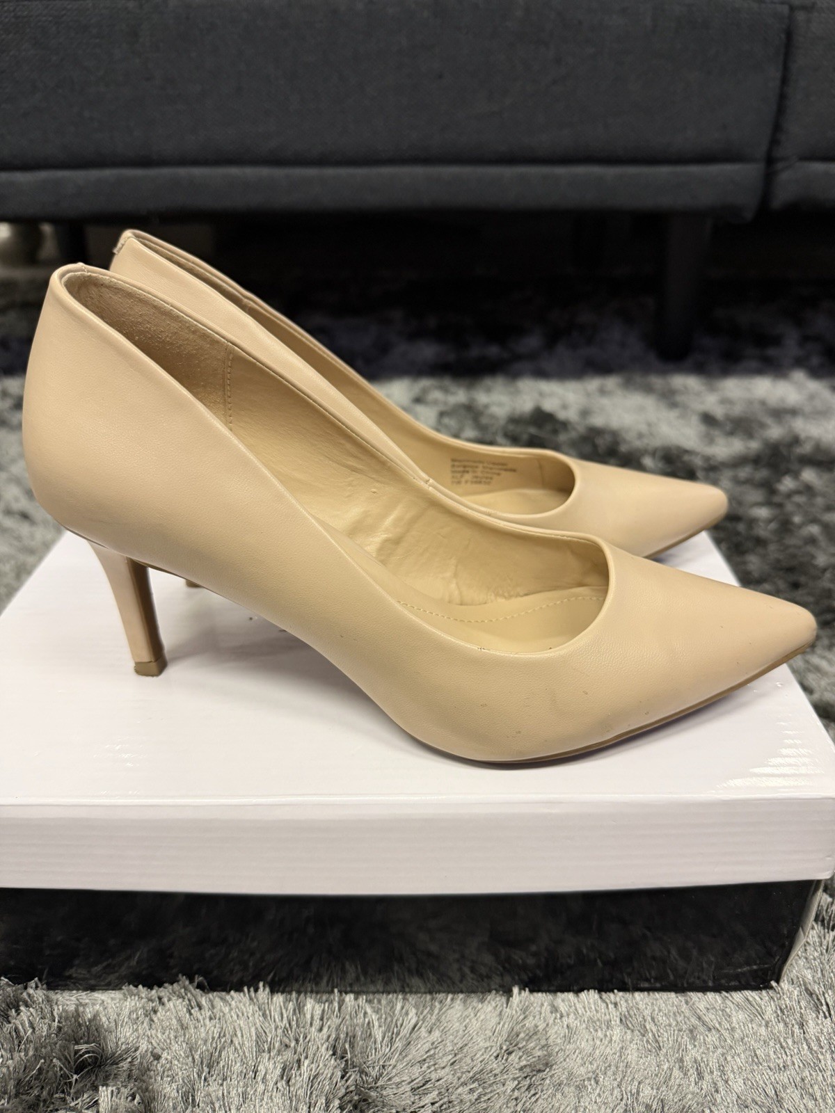 Alfani Beige Leather Slip On Pointed Toe Pump Stiletto Heel Women’s 7W