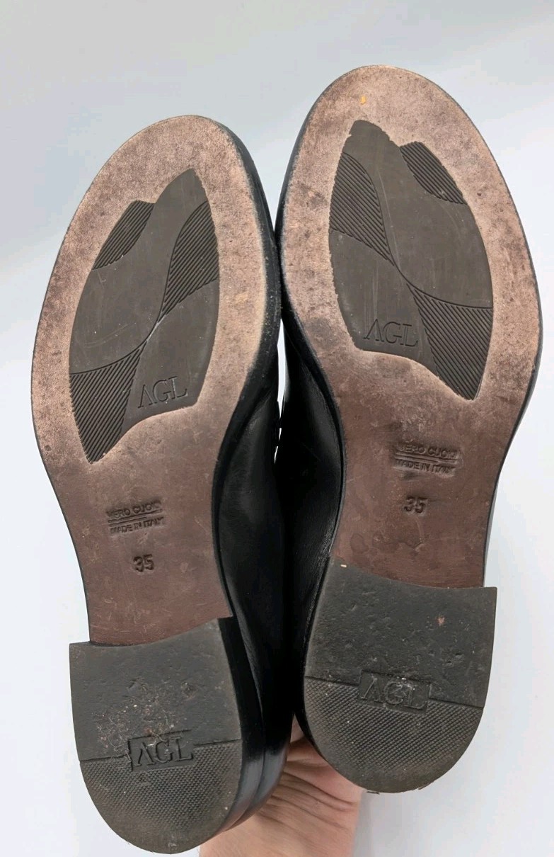 AGL – Attilio Giusti Leombruni Black Horsebit Loafers – $300 – EU35 US5 (B40)