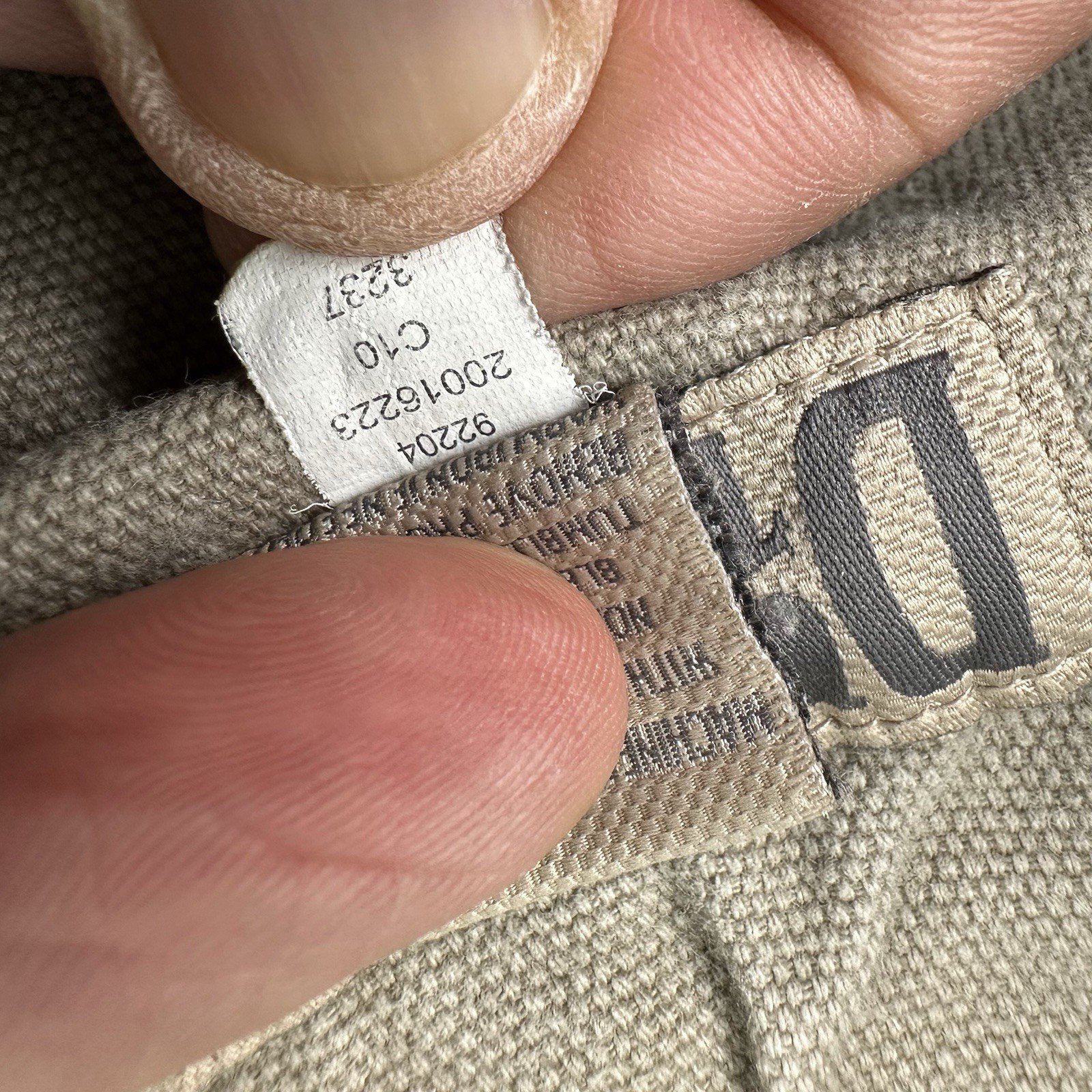 Duluth 100% Cotton Cargo pants Men Actual 47×32 beige Heavyweight Duck Canvas