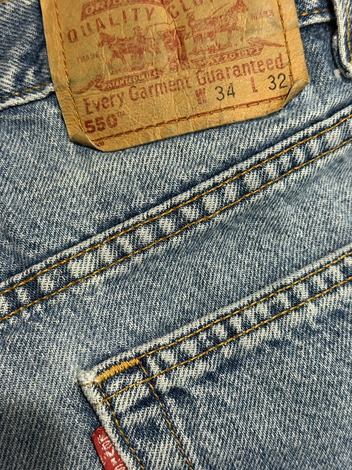 Levi’s 550 Relaxed Fit Straight Blue Denim Jeans Rugged Mens Sz 34 x 32