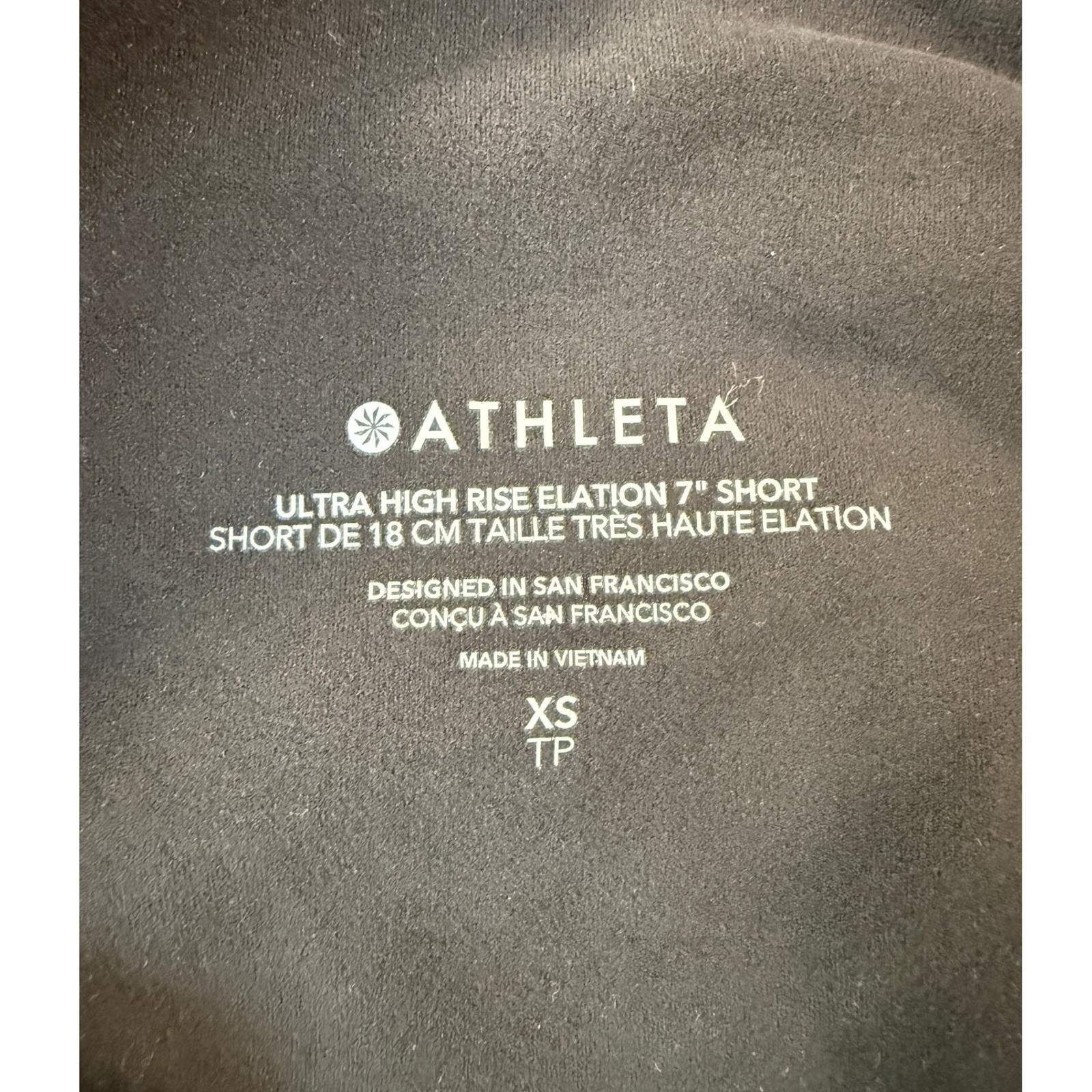 Athleta Ultra High Rise Elation 7″ Black Bike Shorts Womens XS Athletic