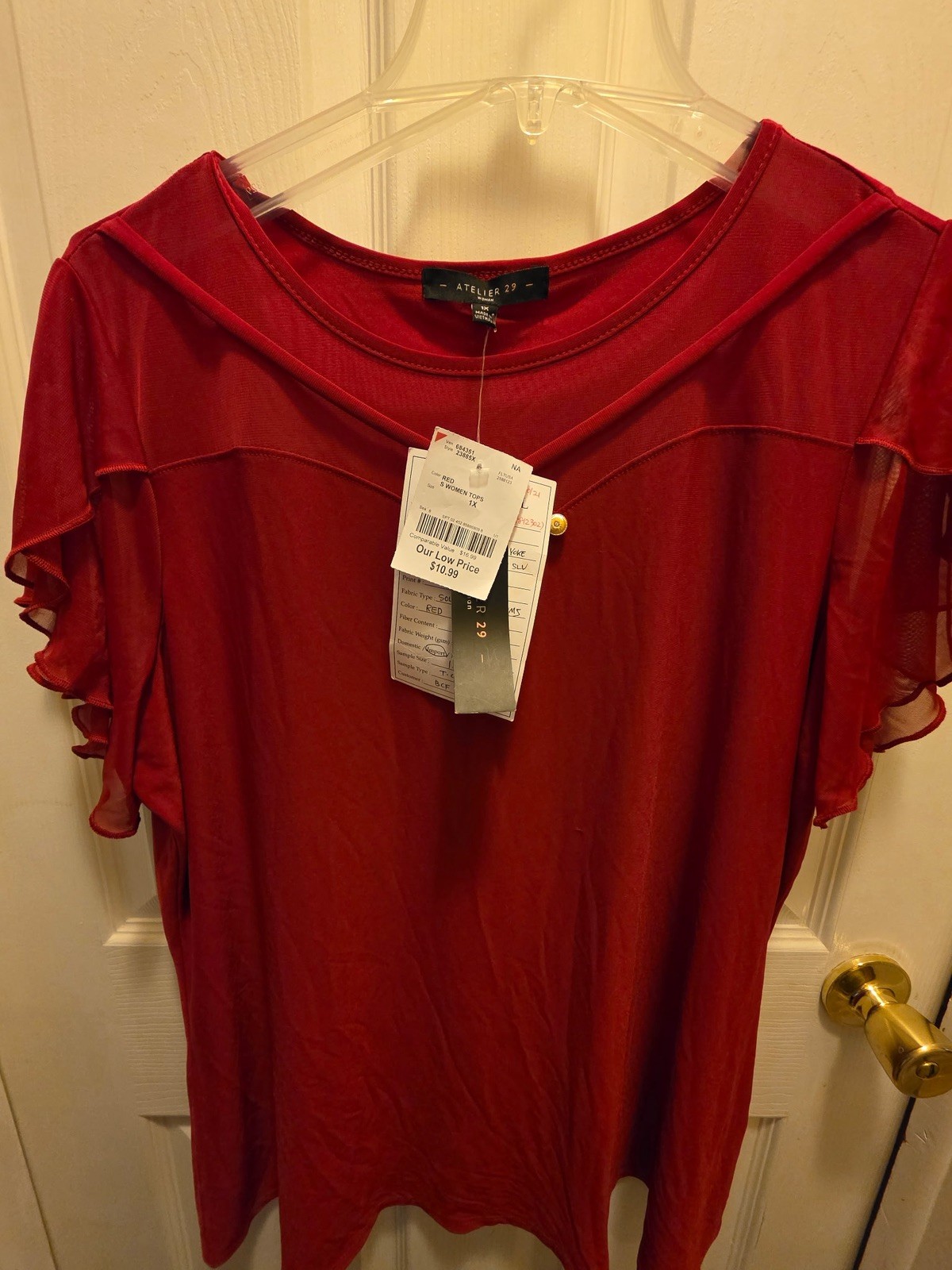Women top new with tags